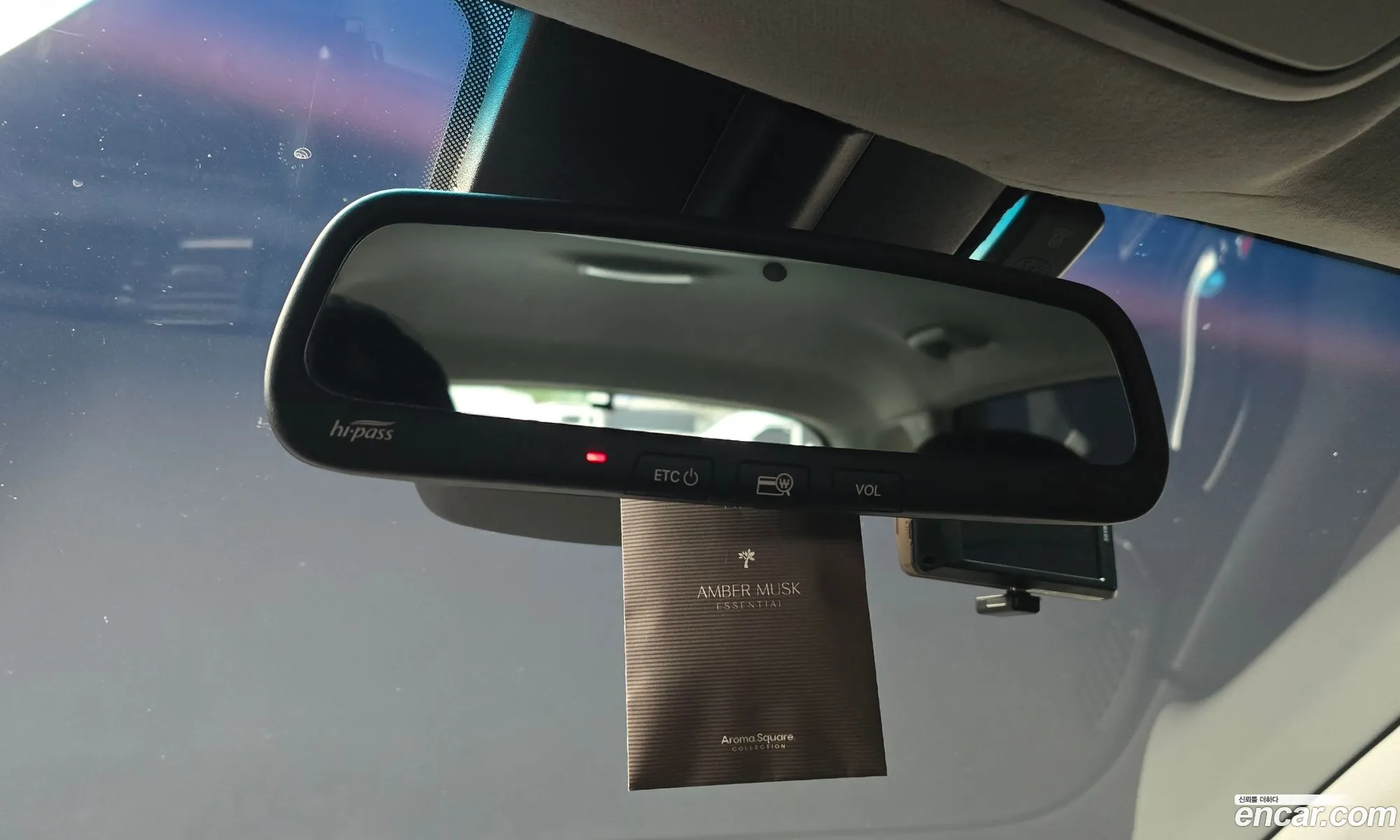 Kia Niro 2018 KNACC81CGJA252228 — 2