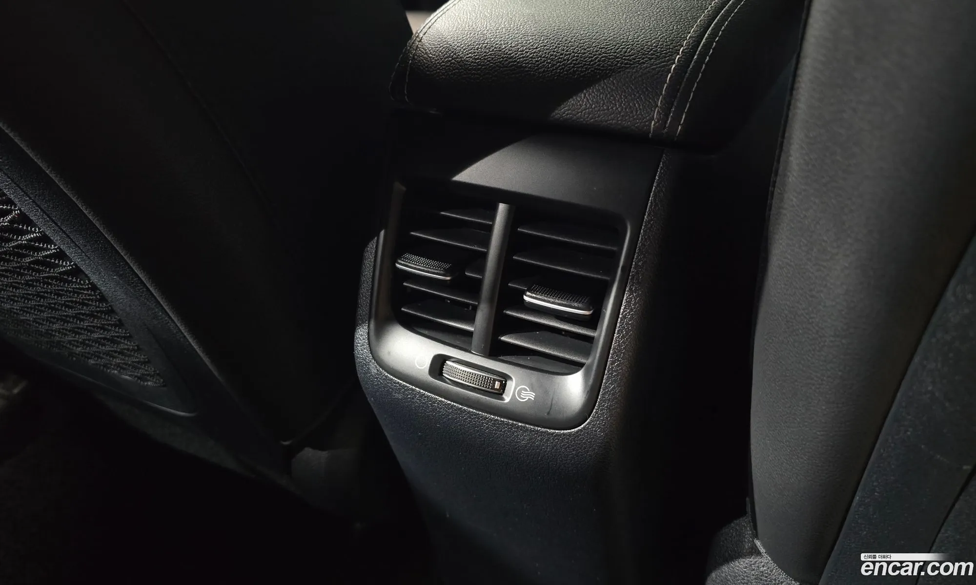 Kia Niro 2018 KNACC81CGJA252228 — 23
