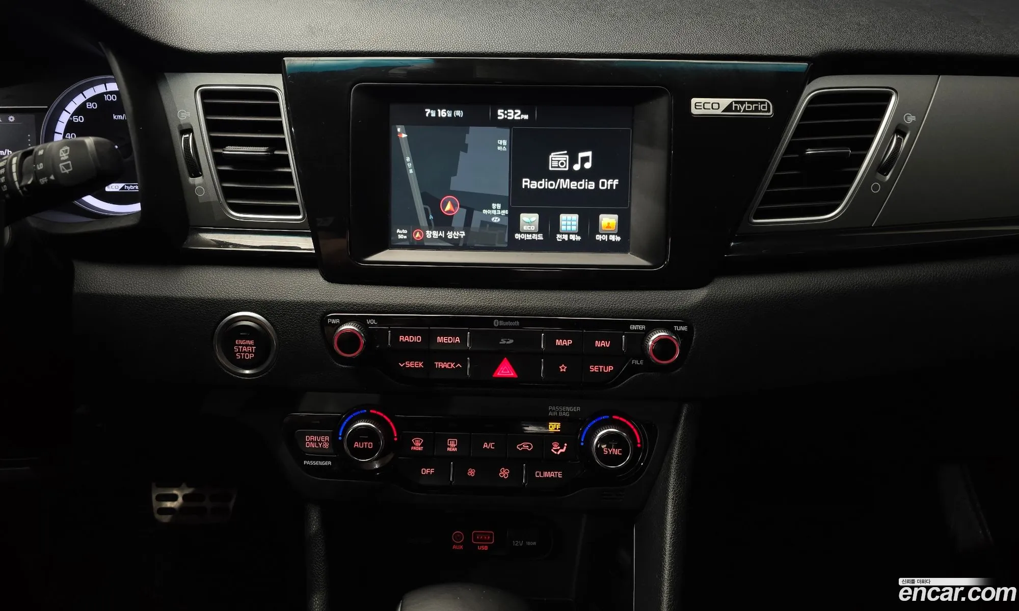 Kia Niro 2018 KNACC81CGJA252228 — 13