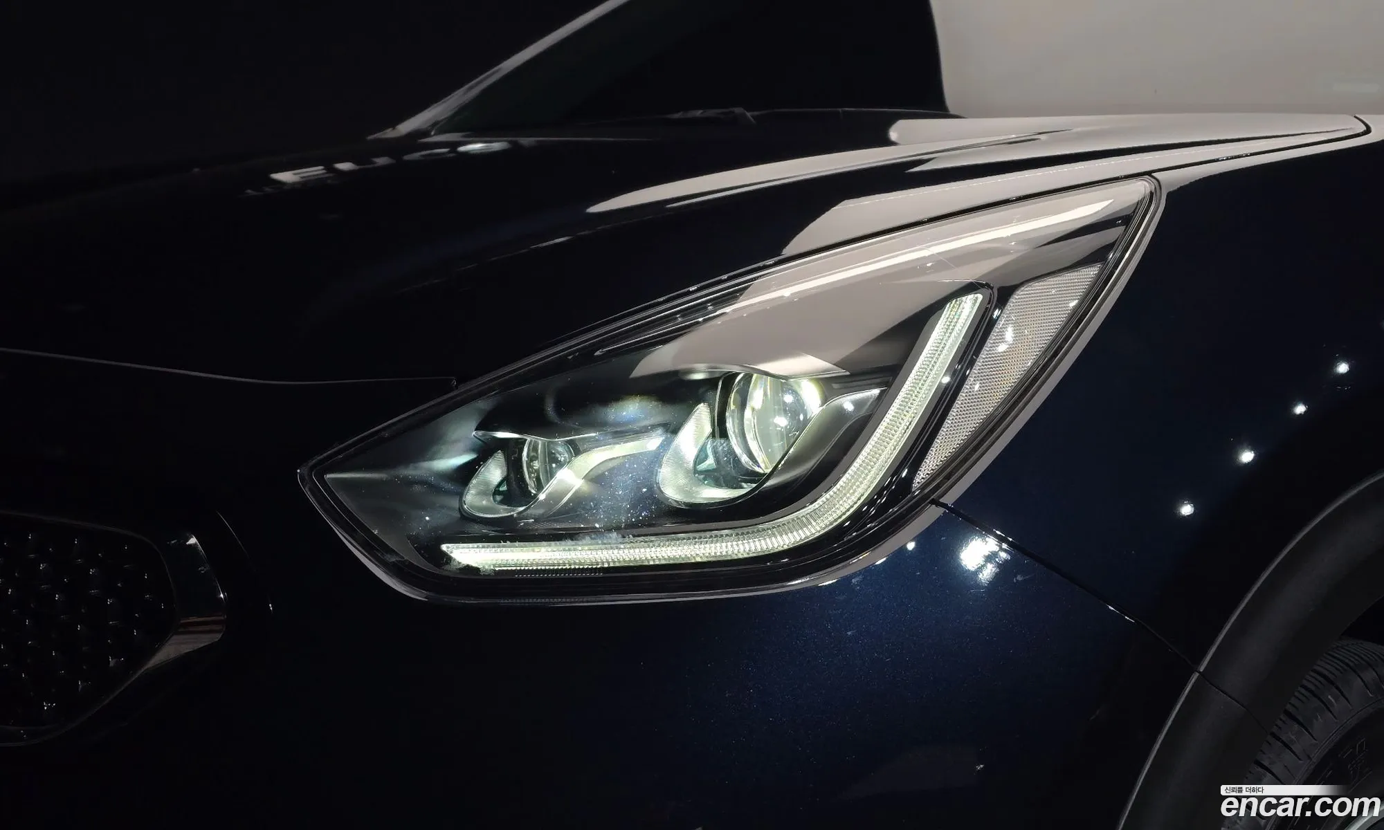Kia Niro 2018 KNACC81CGJA252228 — 27