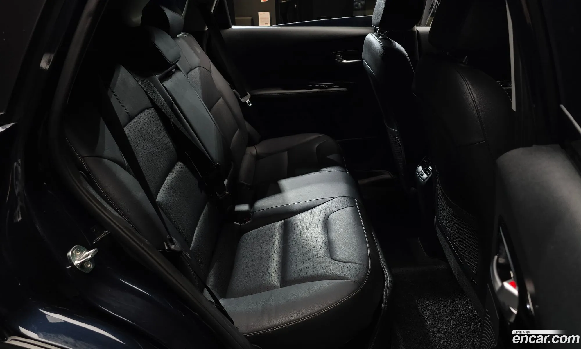 Kia Niro 2018 KNACC81CGJA252228 — 11