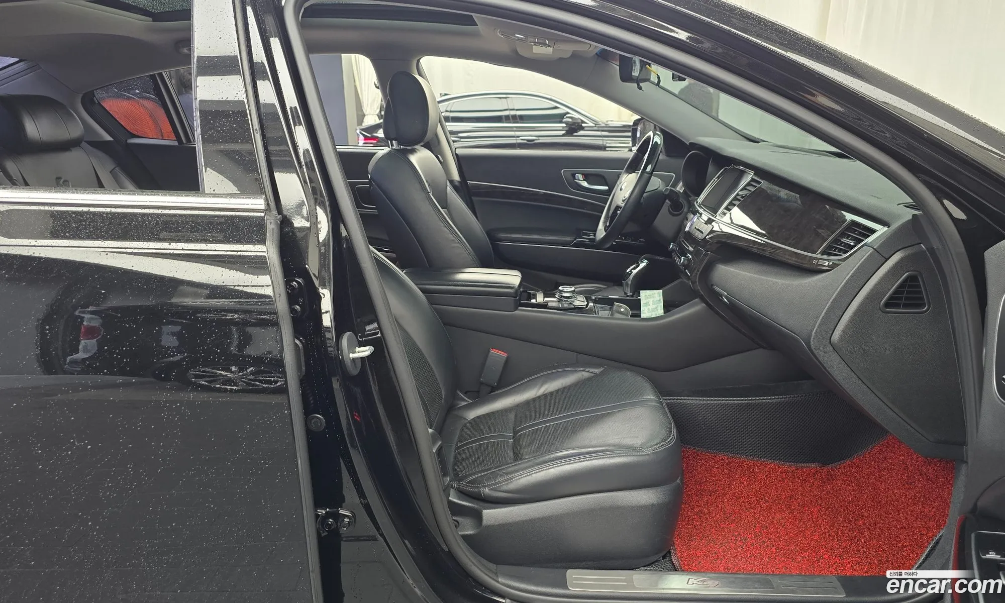 Kia K9 2017 KNALU413BHS035464 — 26