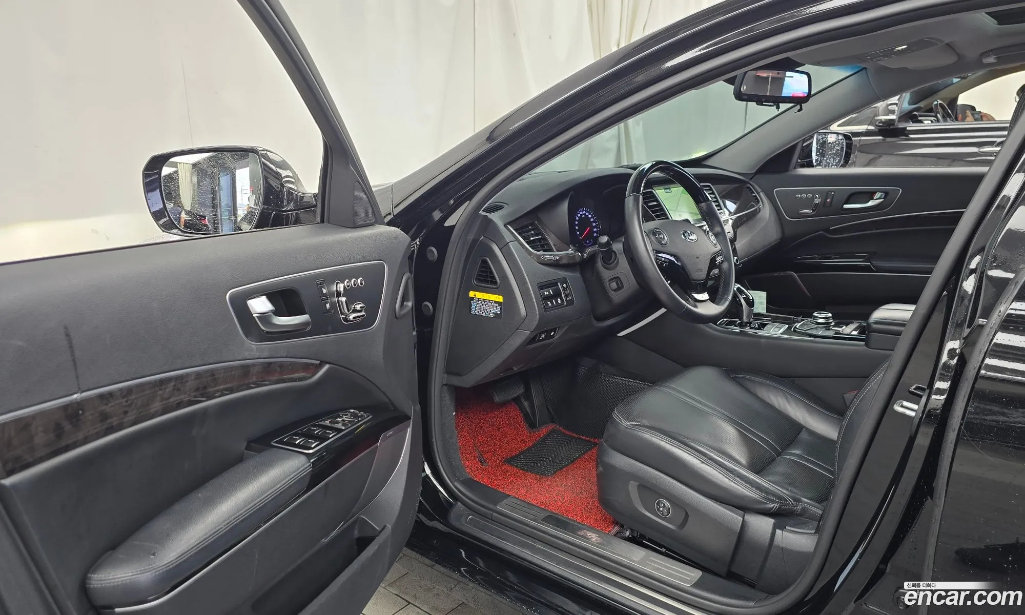 Kia K9 2017 KNALU413BHS035464 — 2