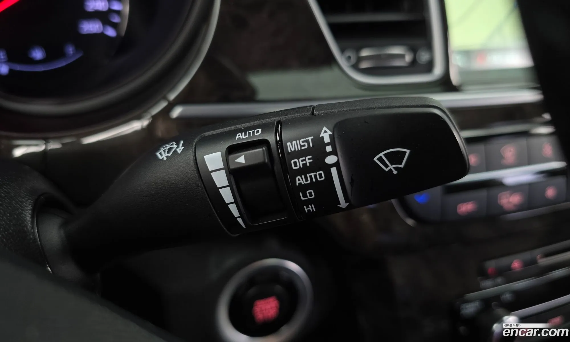 Kia K9 2017 KNALU413BHS035464 — 23