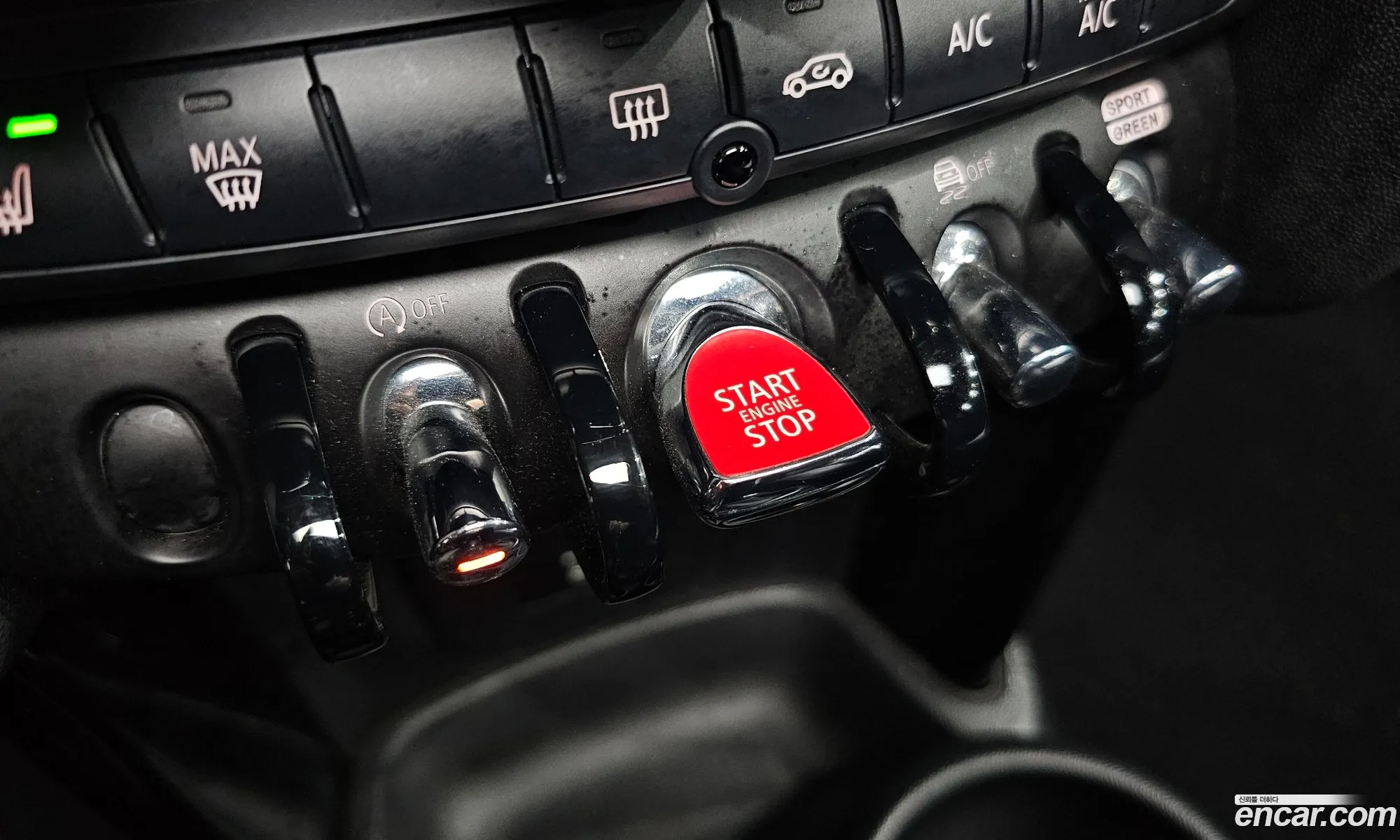 Mini Cooper 2022 — 19