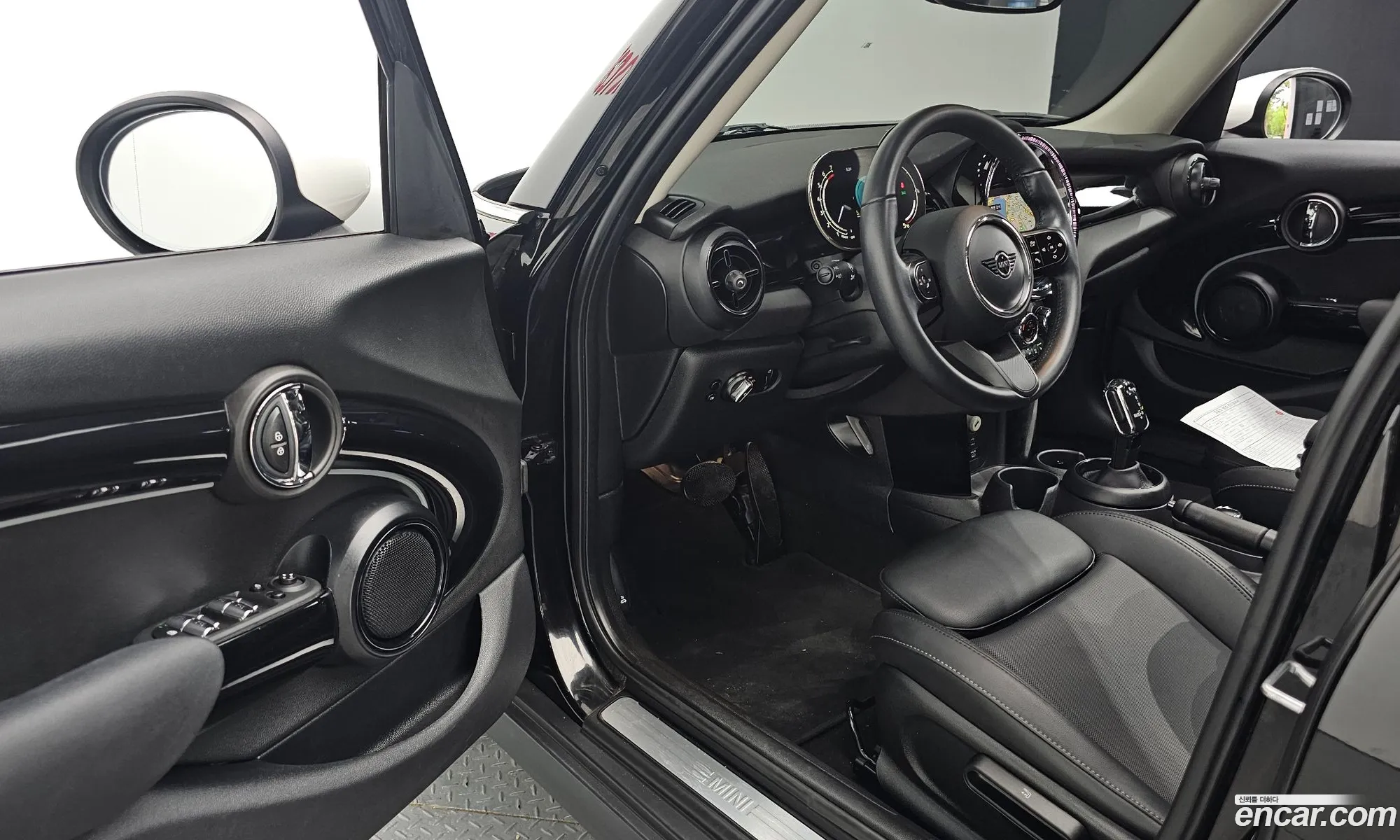 Mini Cooper 2022 — 13