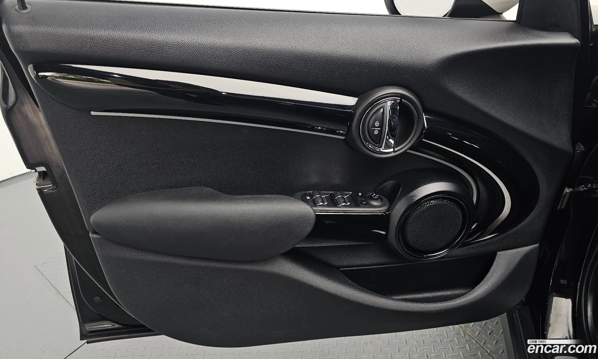 Mini Cooper 2022 — 25