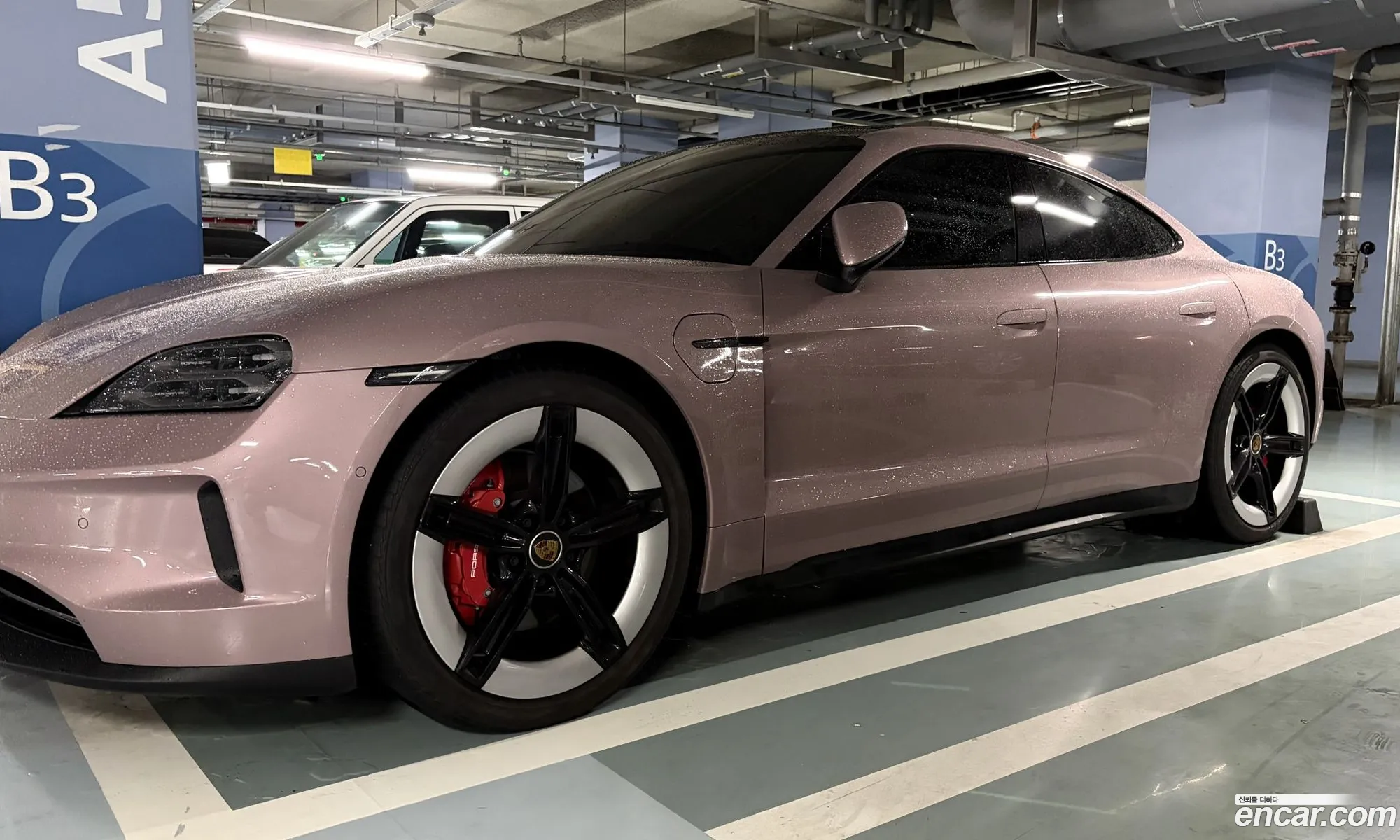 Porsche Taycan 2025 — 6