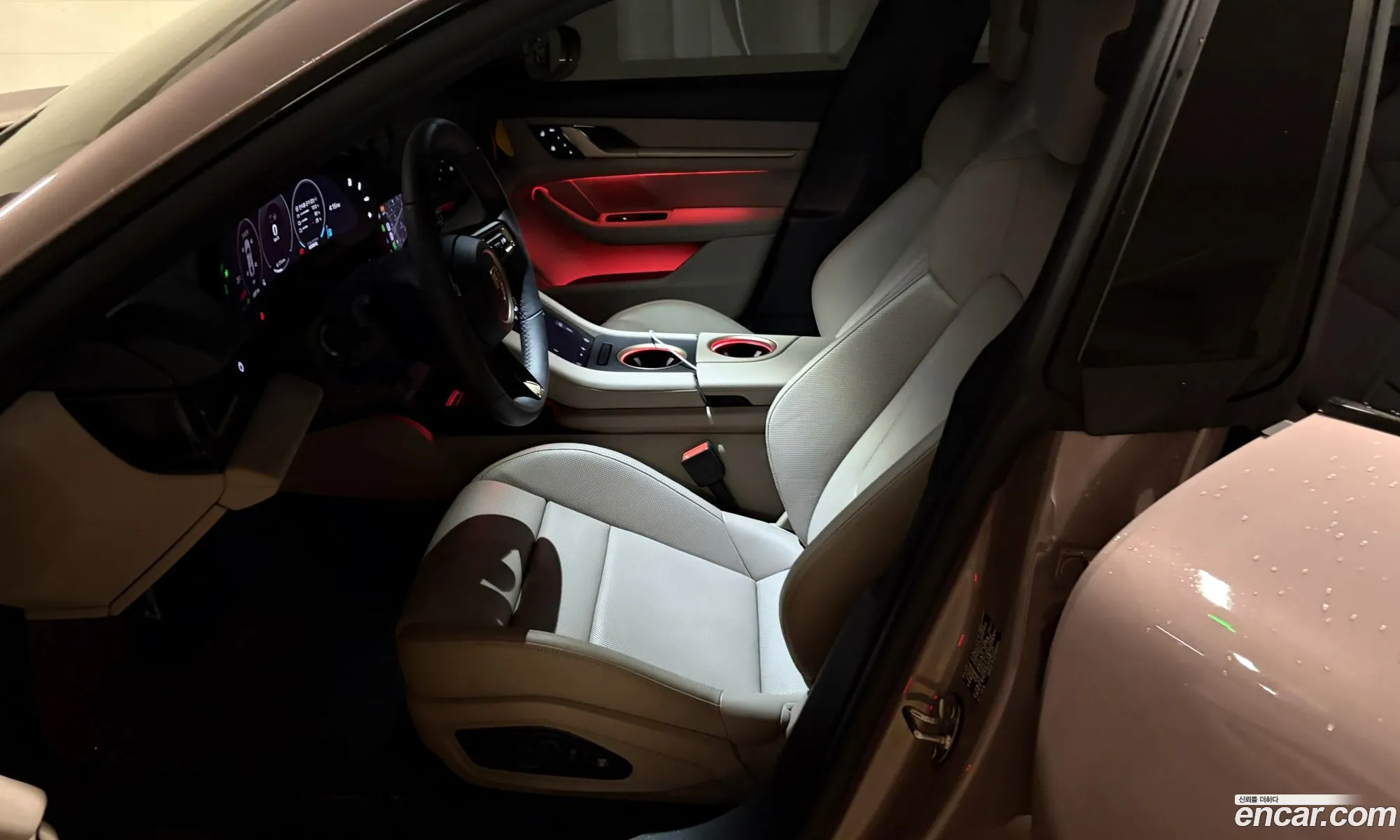 Porsche Taycan 2025 — 7