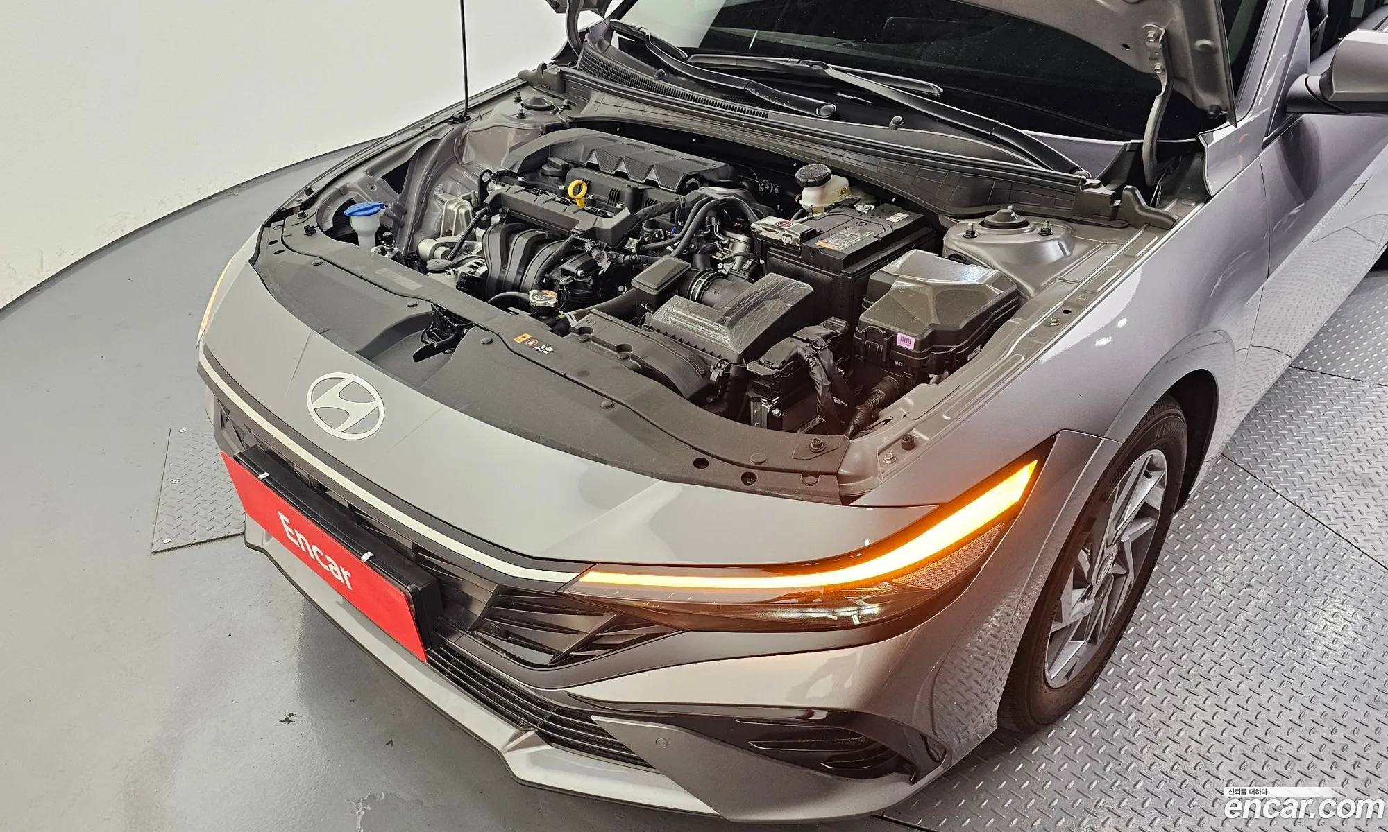 Hyundai Elantra 2024 — 12