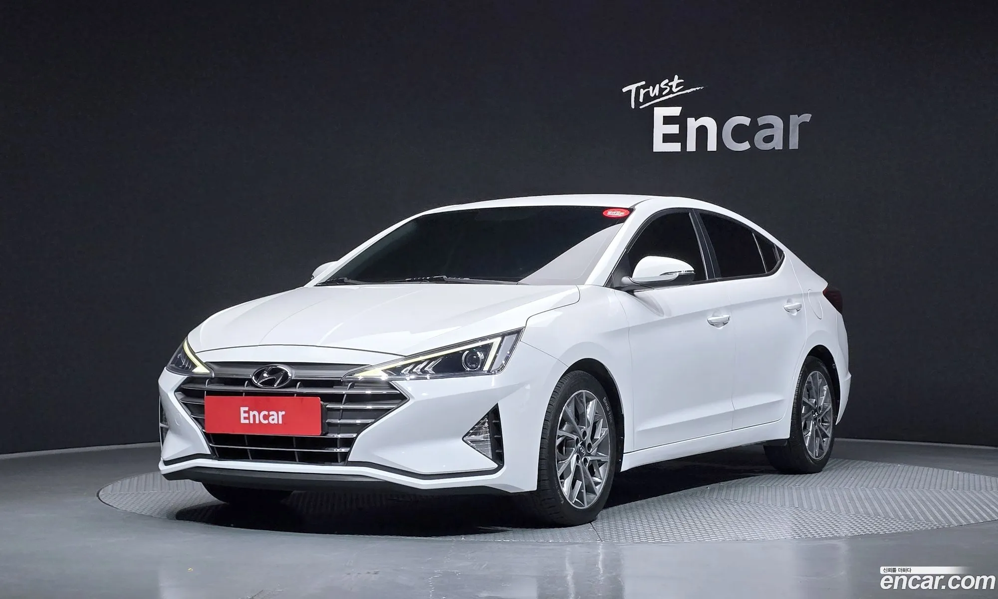 Hyundai Elantra AD 2019 — 17