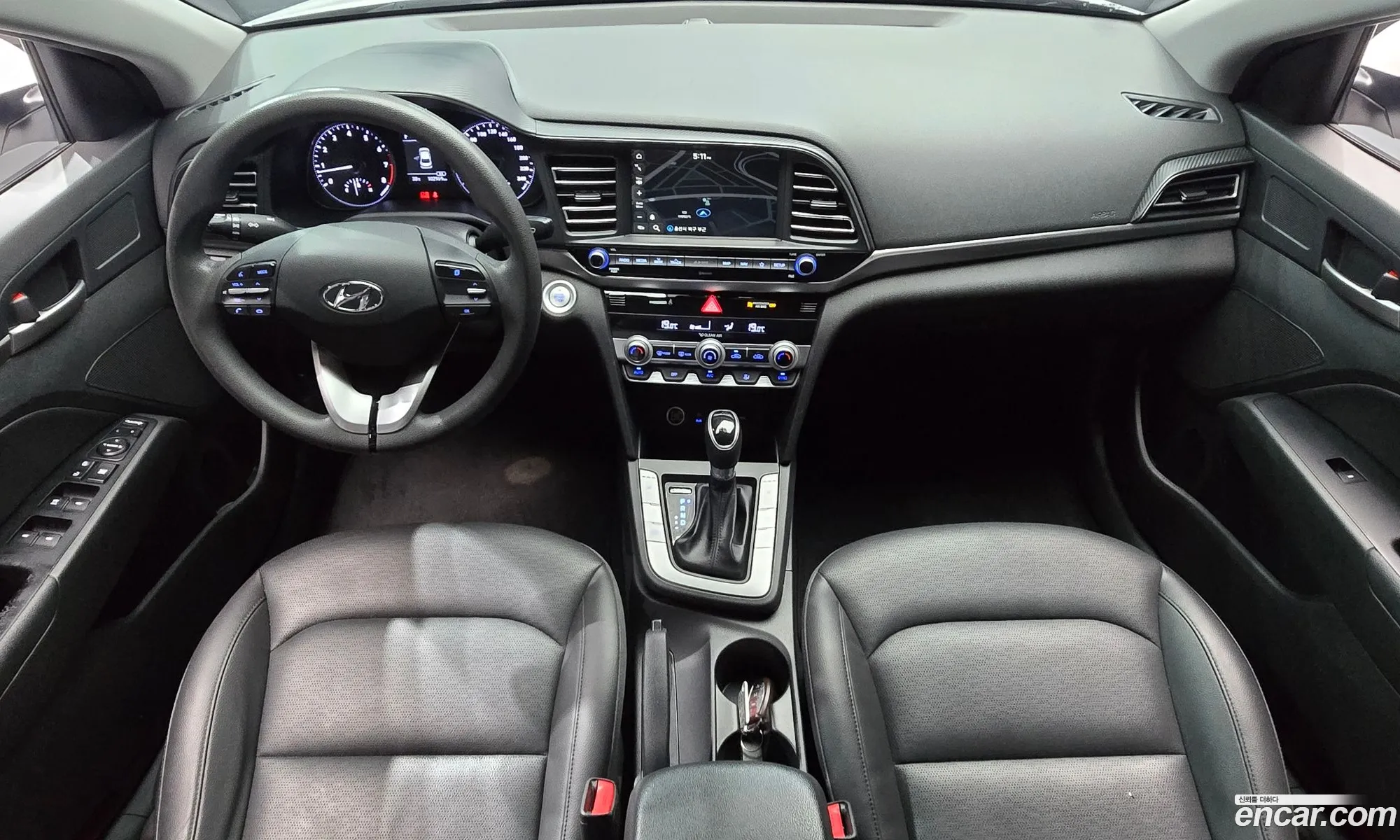 Hyundai Elantra AD 2019 — 8