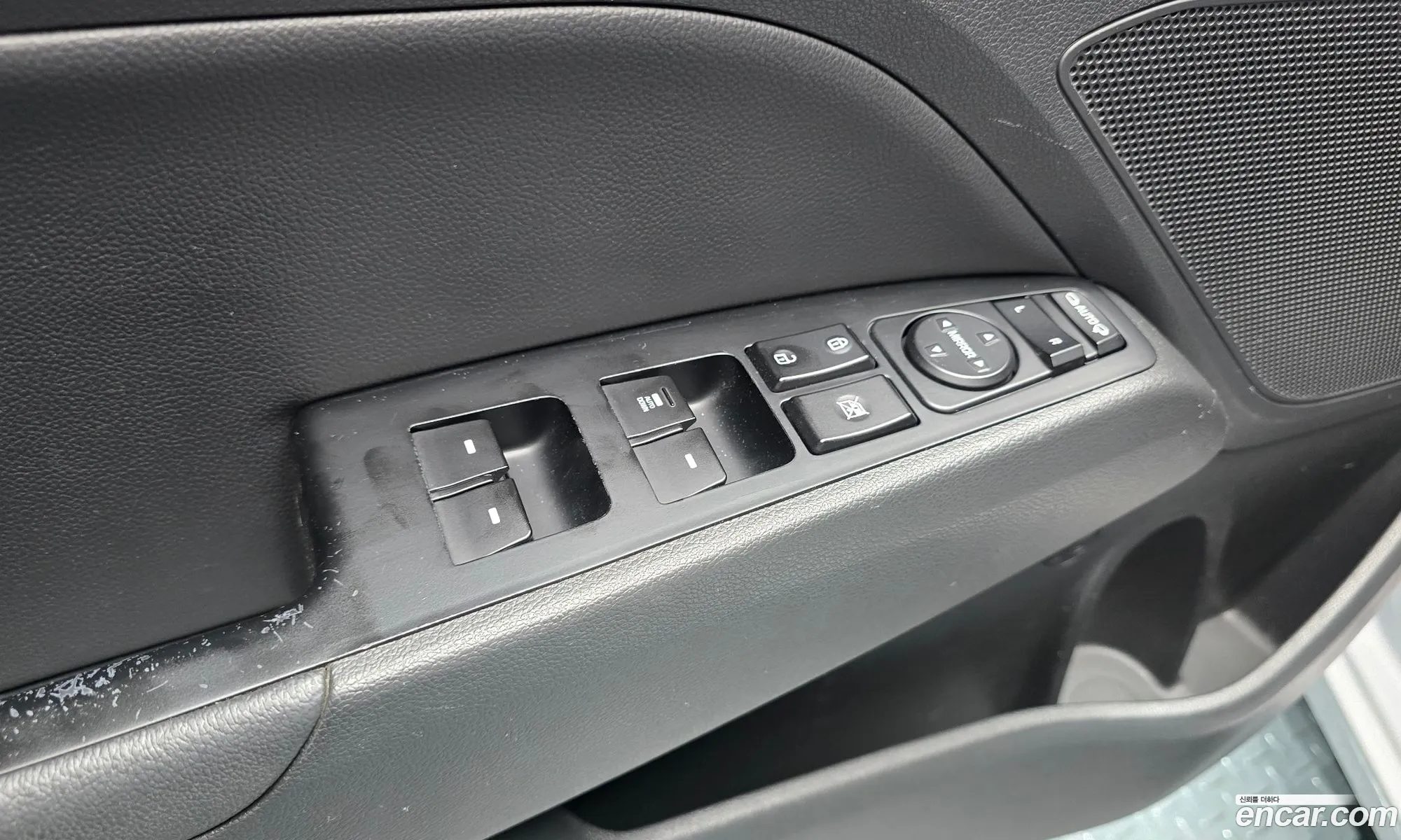 Hyundai Elantra AD 2019 — 18