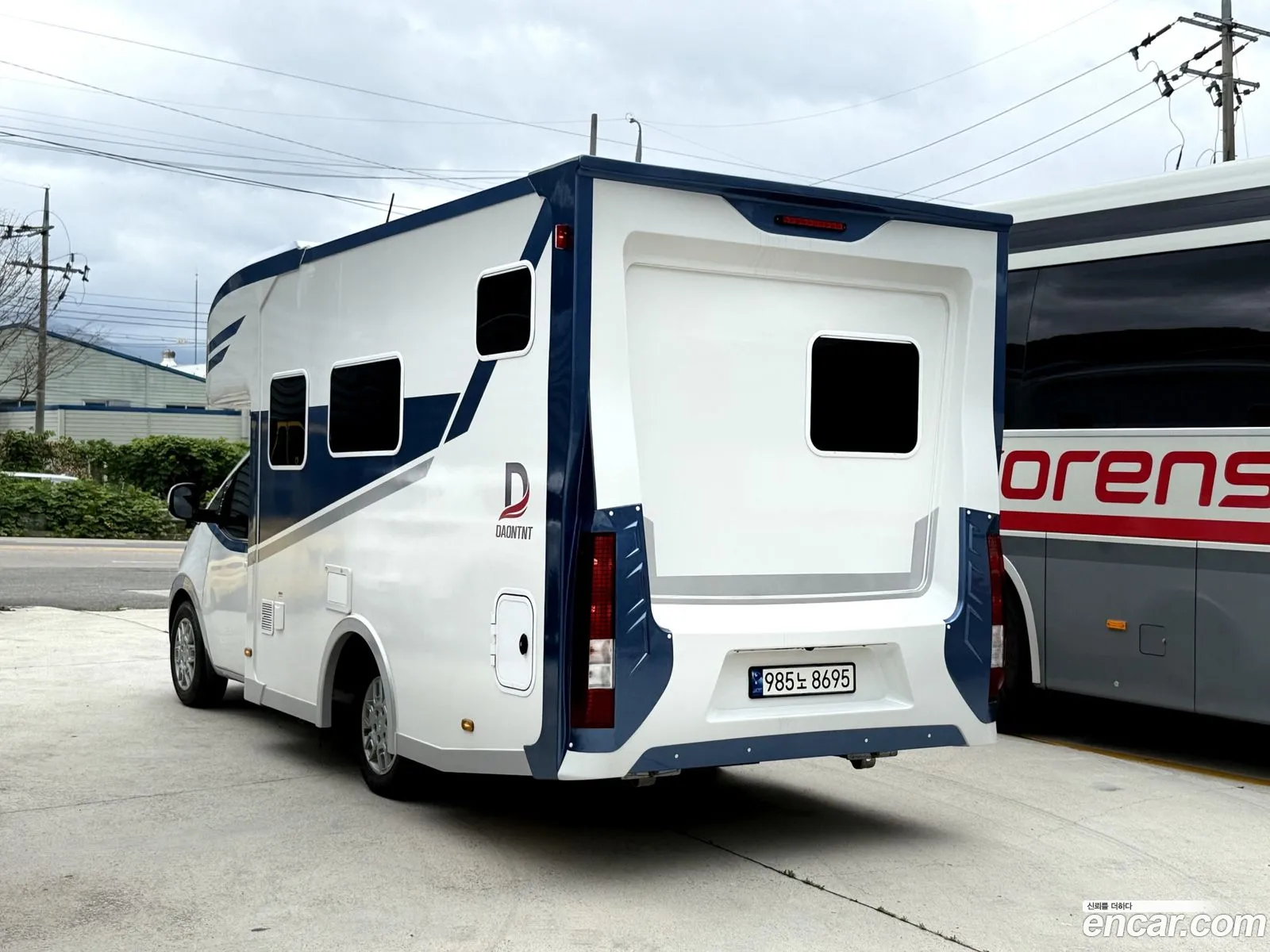 Hyundai Staria 2022 — 18