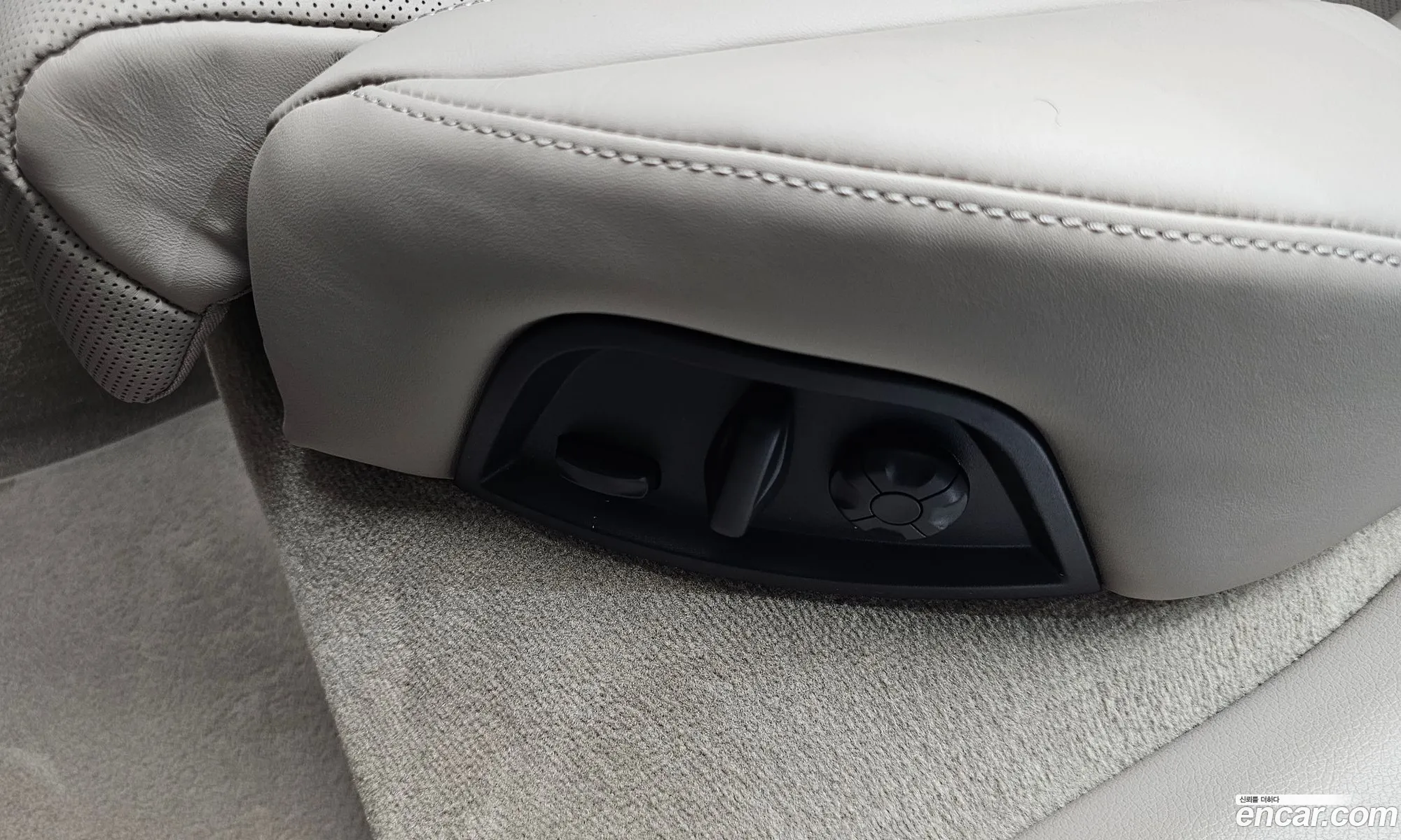 Porsche Panamera 2025 WP0AE2YA3SL047183 — 42