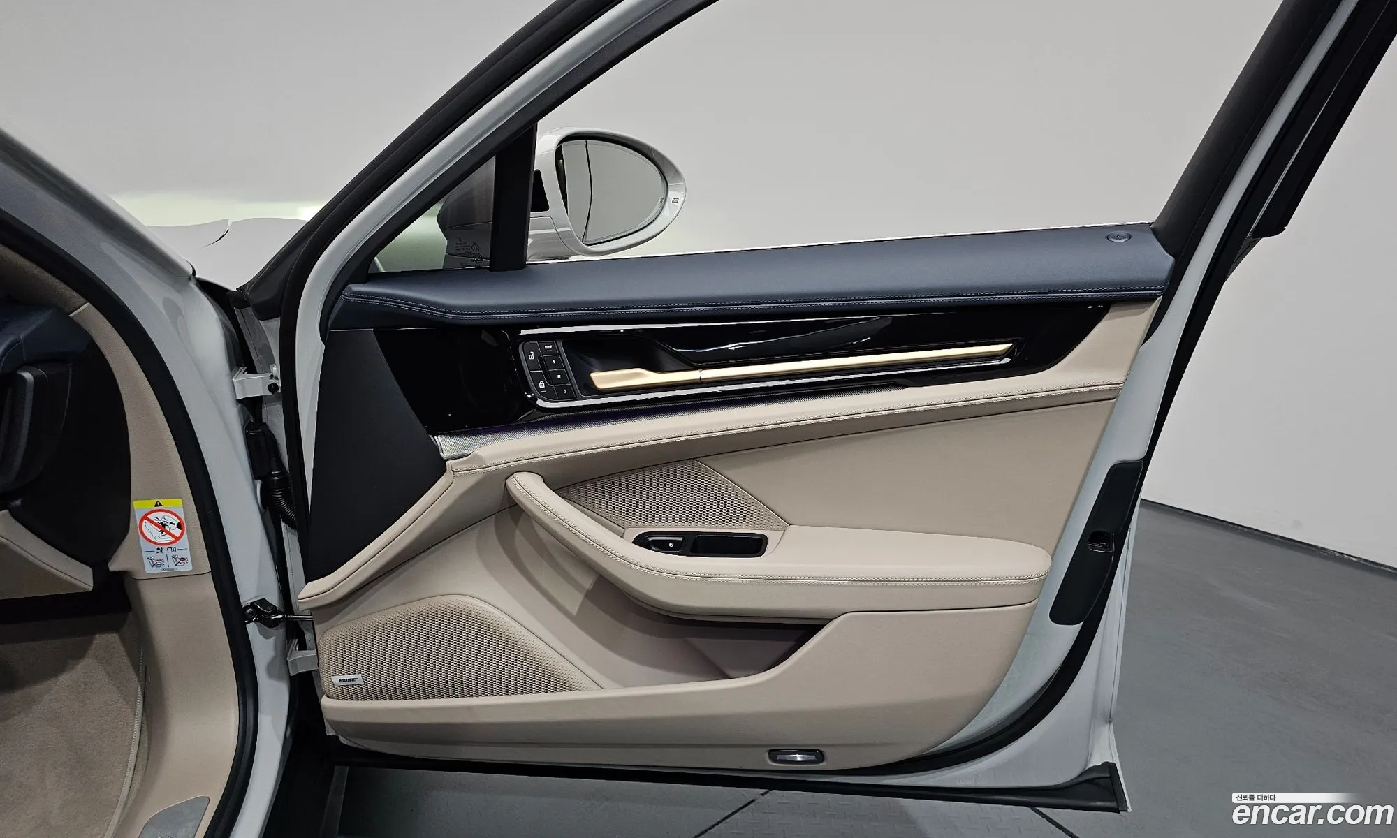 Porsche Panamera 2025 WP0AE2YA3SL047183 — 28