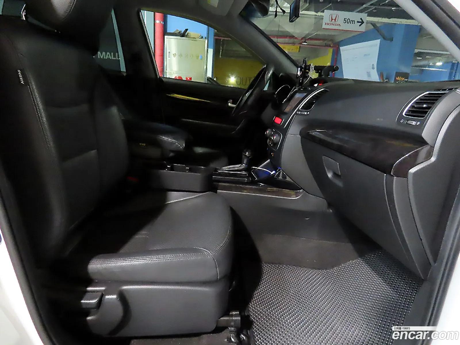 Kia Sorento R 2013 — 17