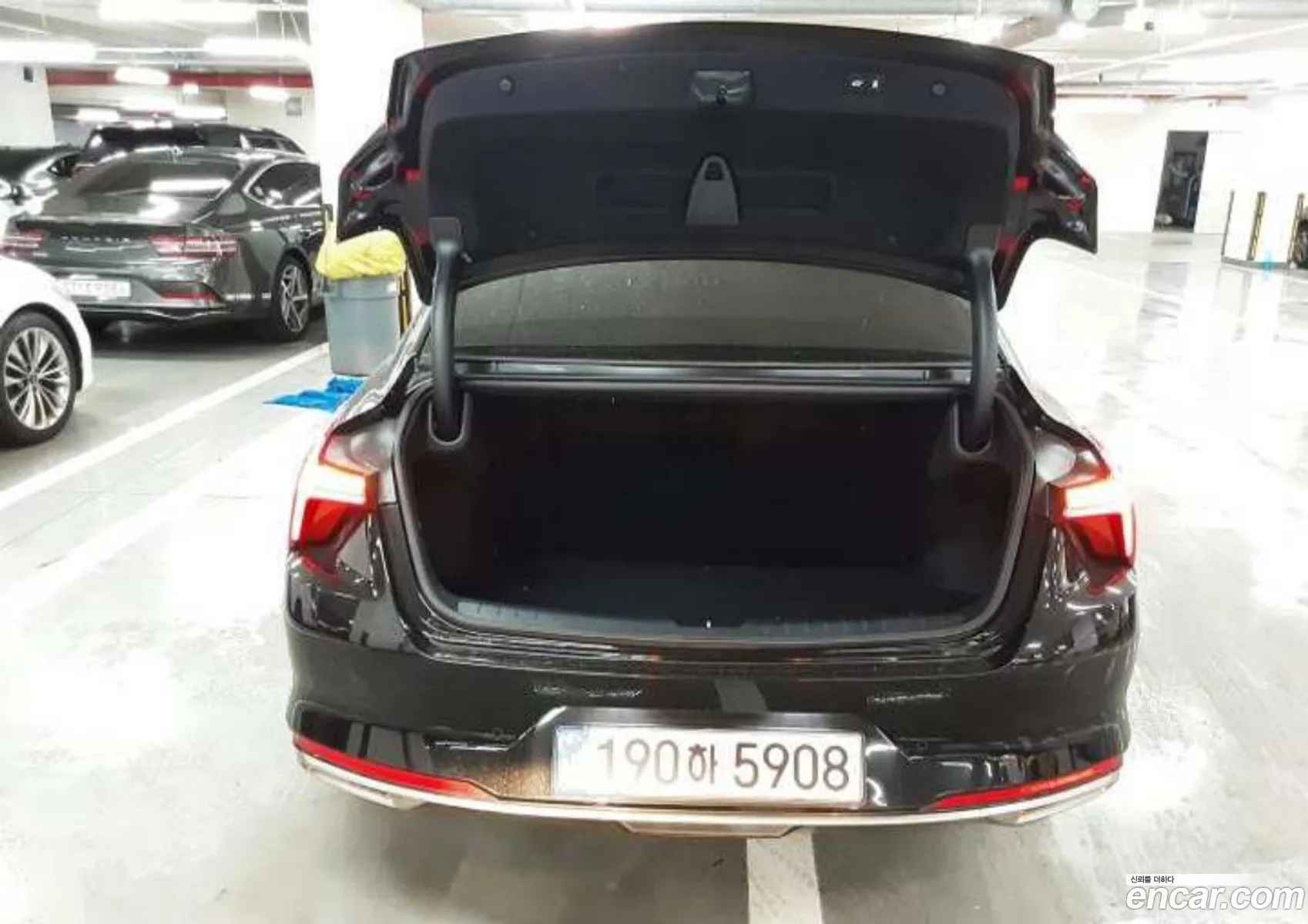 Kia K8 Hybrid 2023 — 5