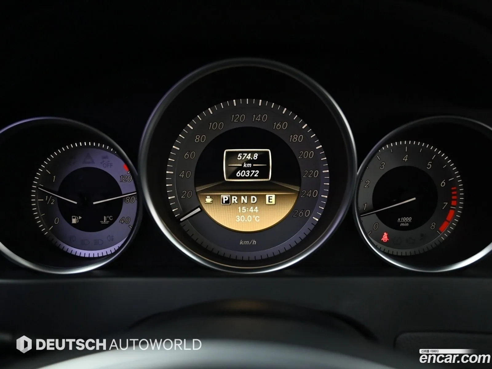 Mercedes-Benz C-Class W204 2011 — 2