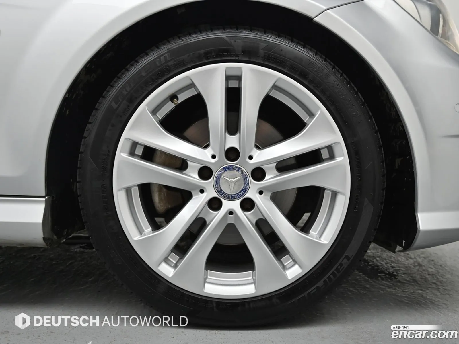 Mercedes-Benz C-Class W204 2011 — 7