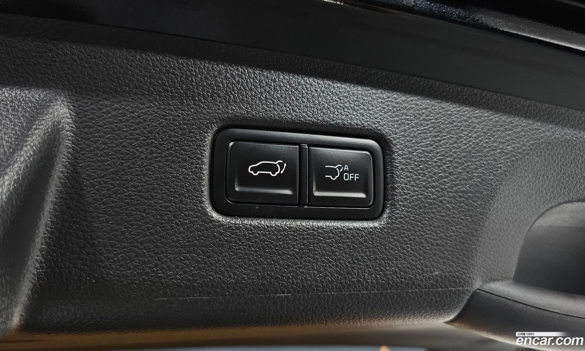 Kia Carnival 2024 KNANC81BBRS447950 — 17