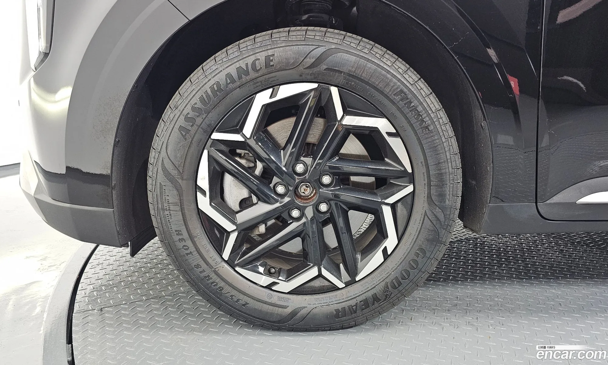 Kia Carnival 2024 KNANC81BBRS447950 — 18