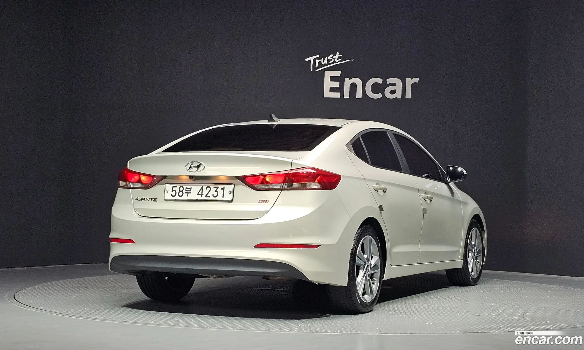 Hyundai Elantra AD 2016 KMHD641DBHU339247 — 18