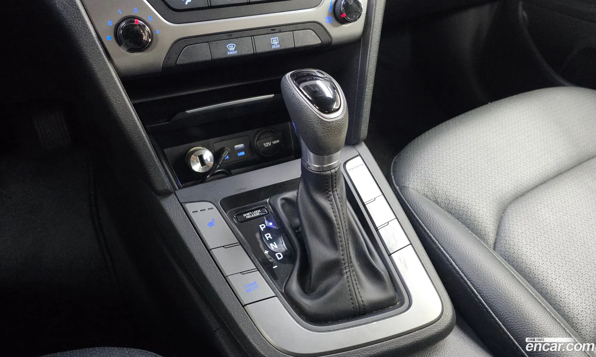 Hyundai Elantra AD 2016 KMHD641DBHU339247 — 9