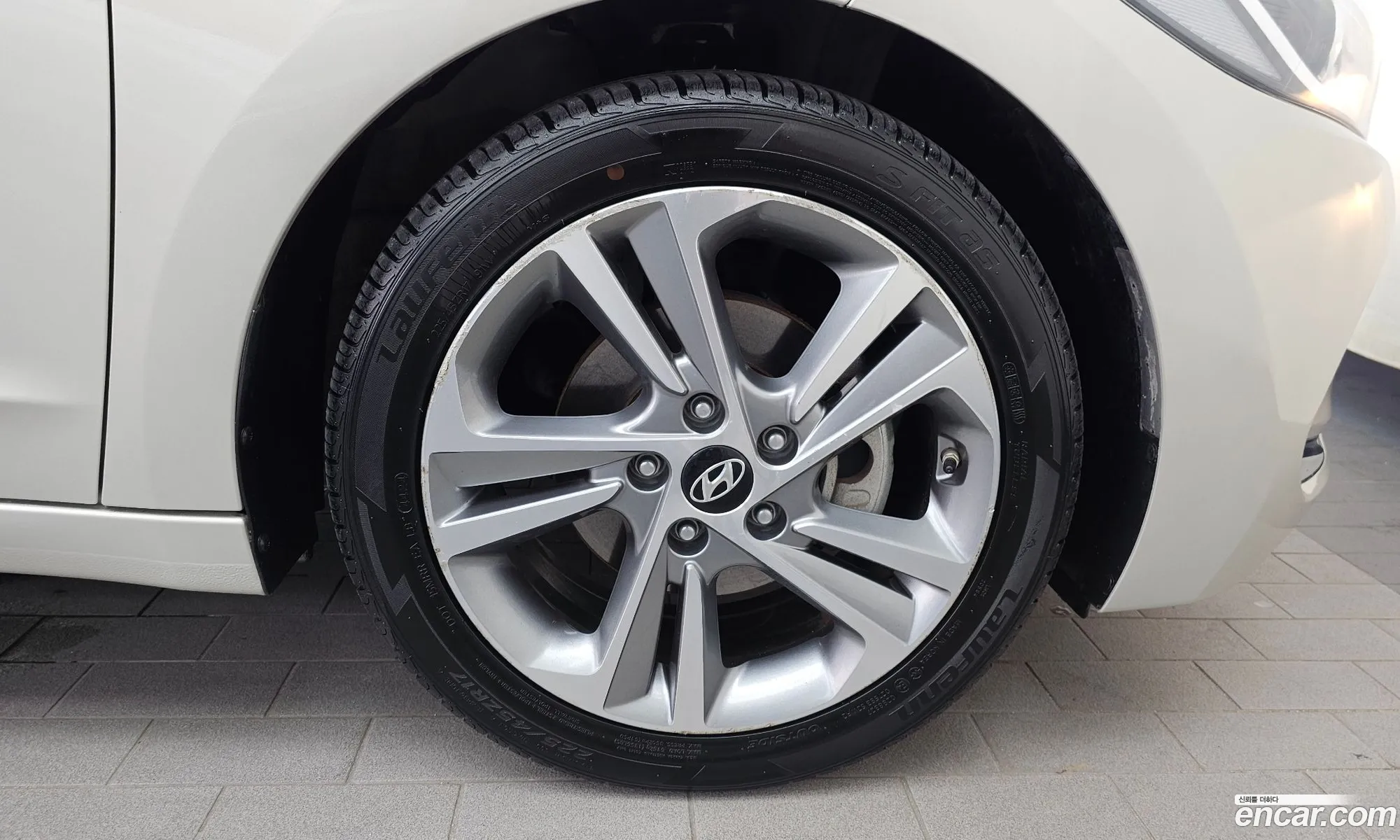 Hyundai Elantra AD 2016 KMHD641DBHU339247 — 19