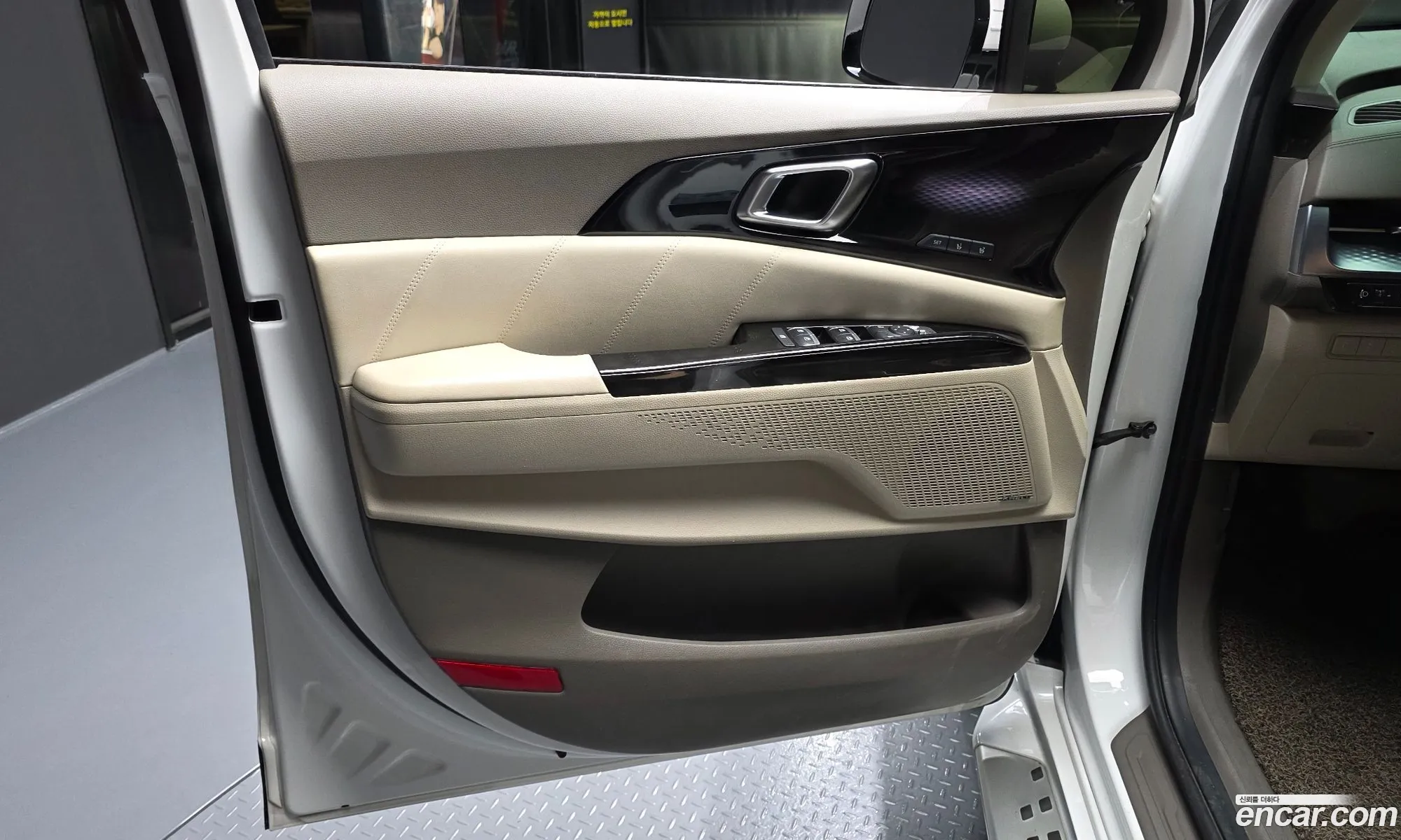 Kia Carnival 2022 KNANE81BBNS173753 — 21