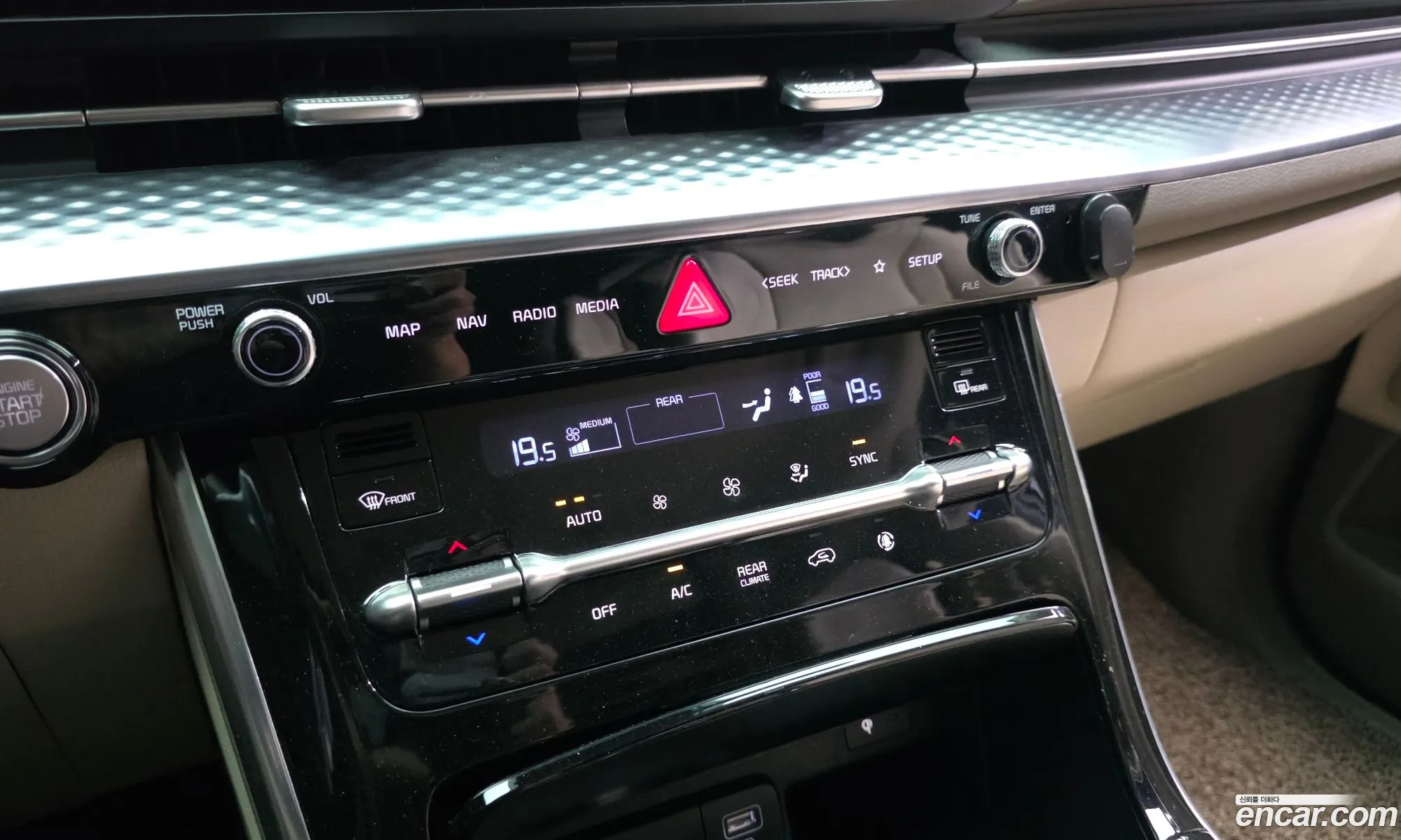 Kia Carnival 2022 KNANE81BBNS173753 — 12