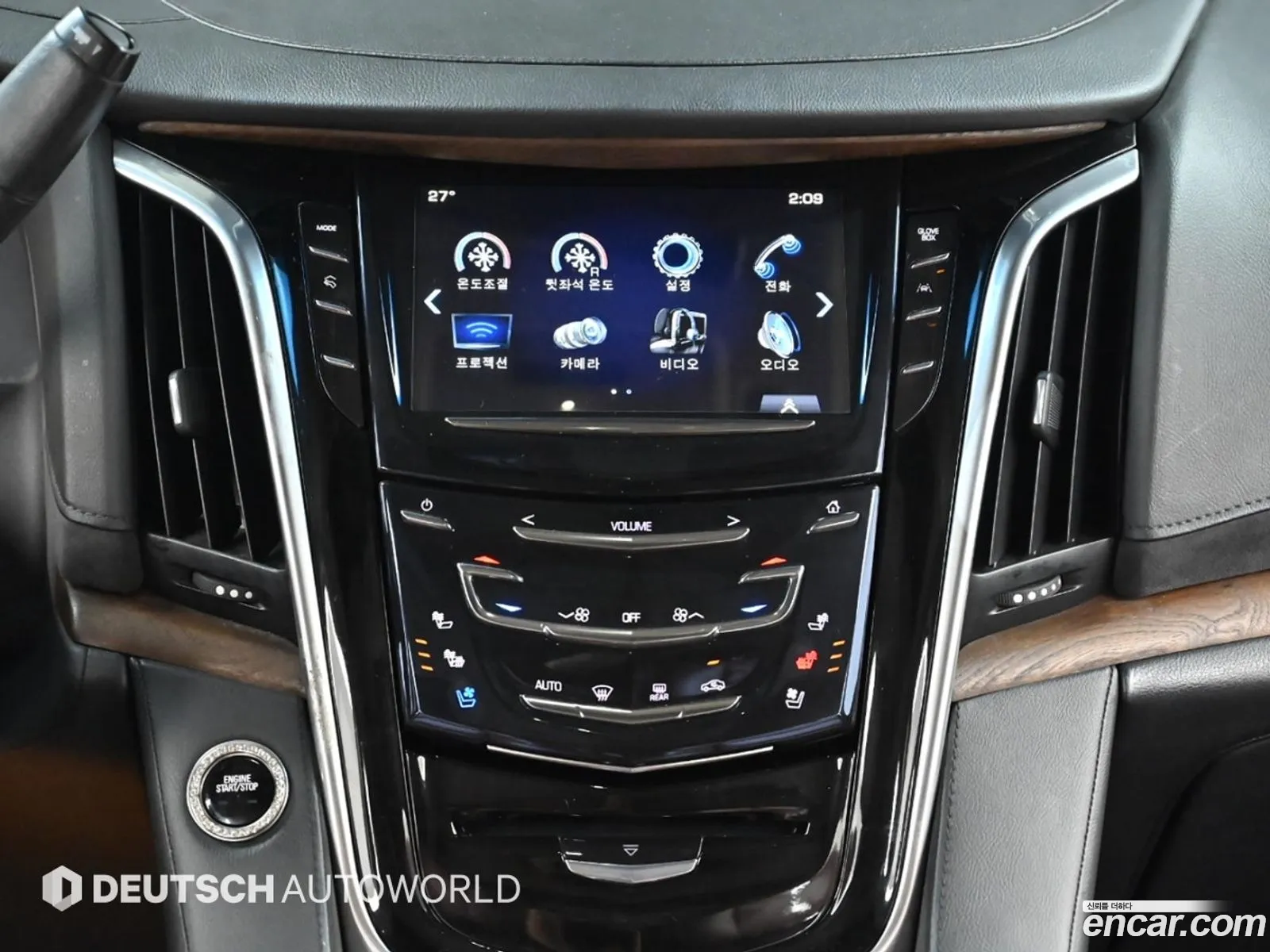 Cadillac Escalade 2019 — 19