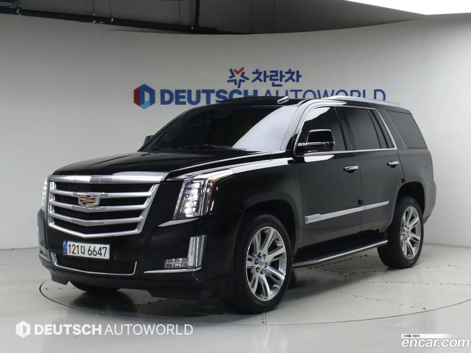 Cadillac Escalade 2019 — 17