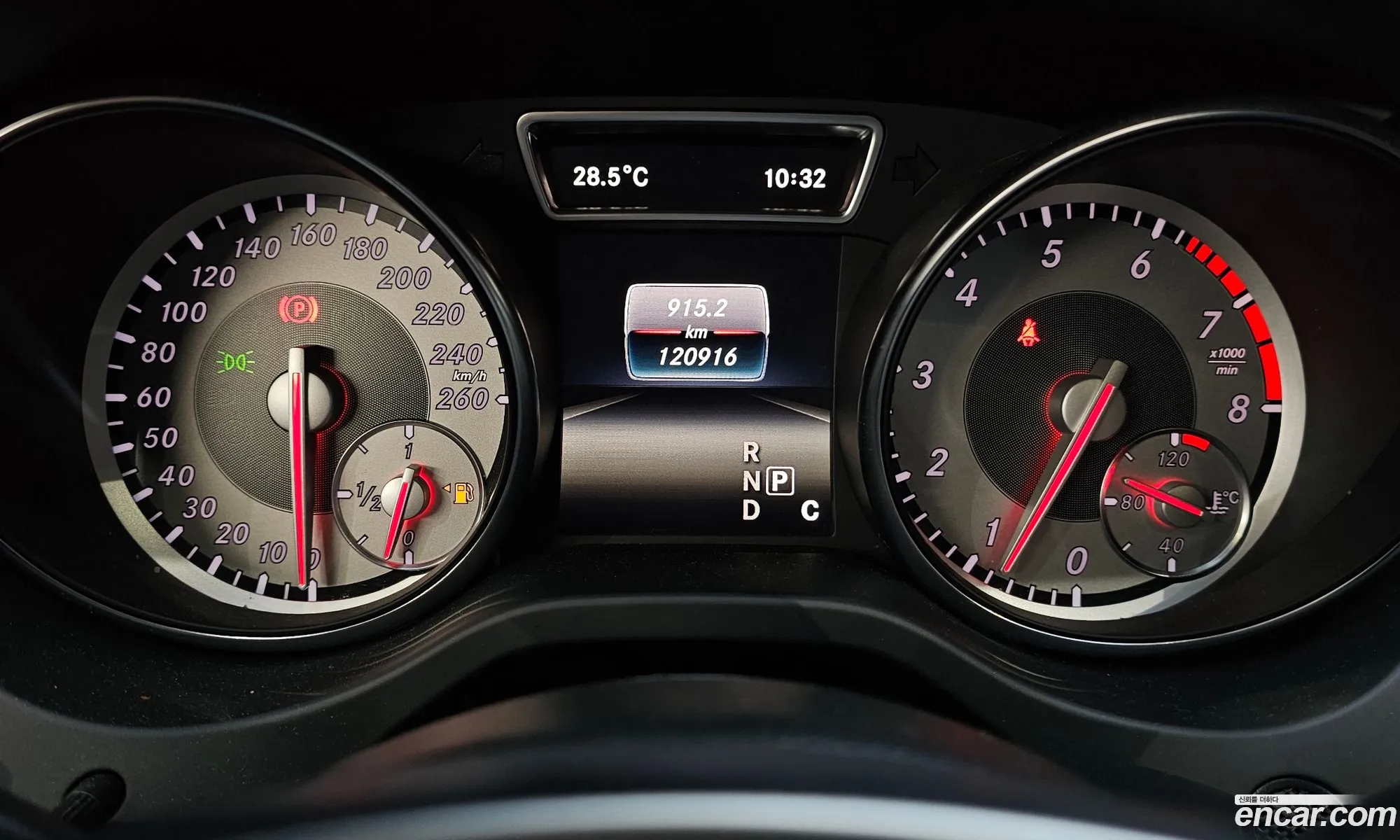 Mercedes-Benz CLA-Class C117 2016 — 10