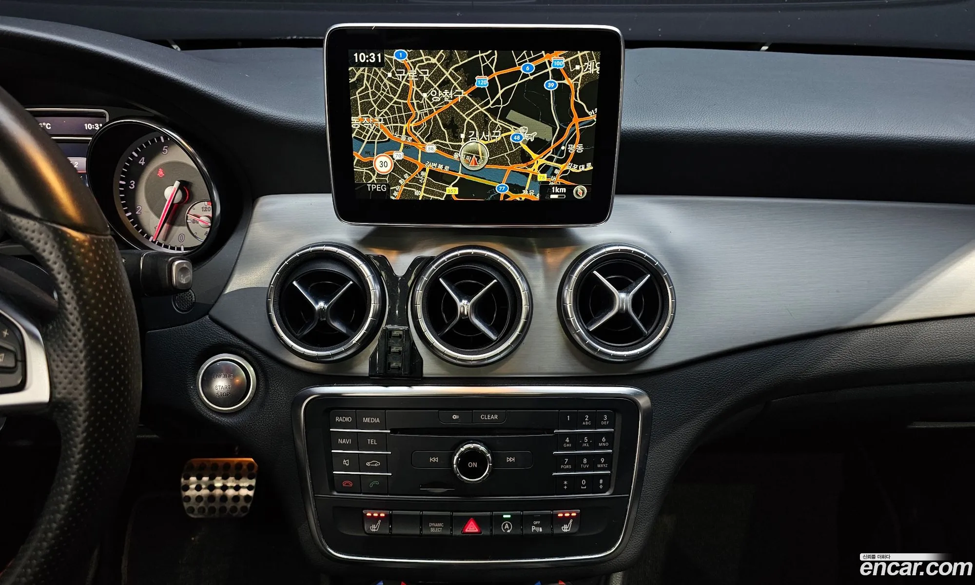 Mercedes-Benz CLA-Class C117 2016 — 19