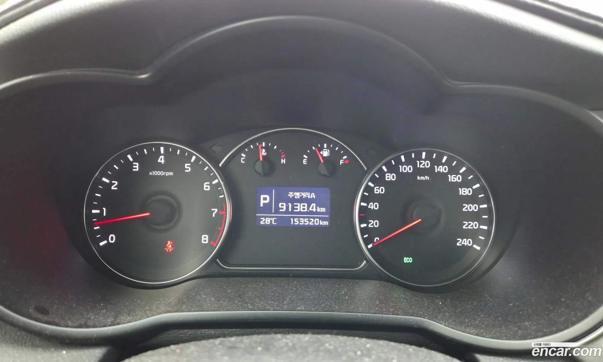 Kia Carens 2013 — 13