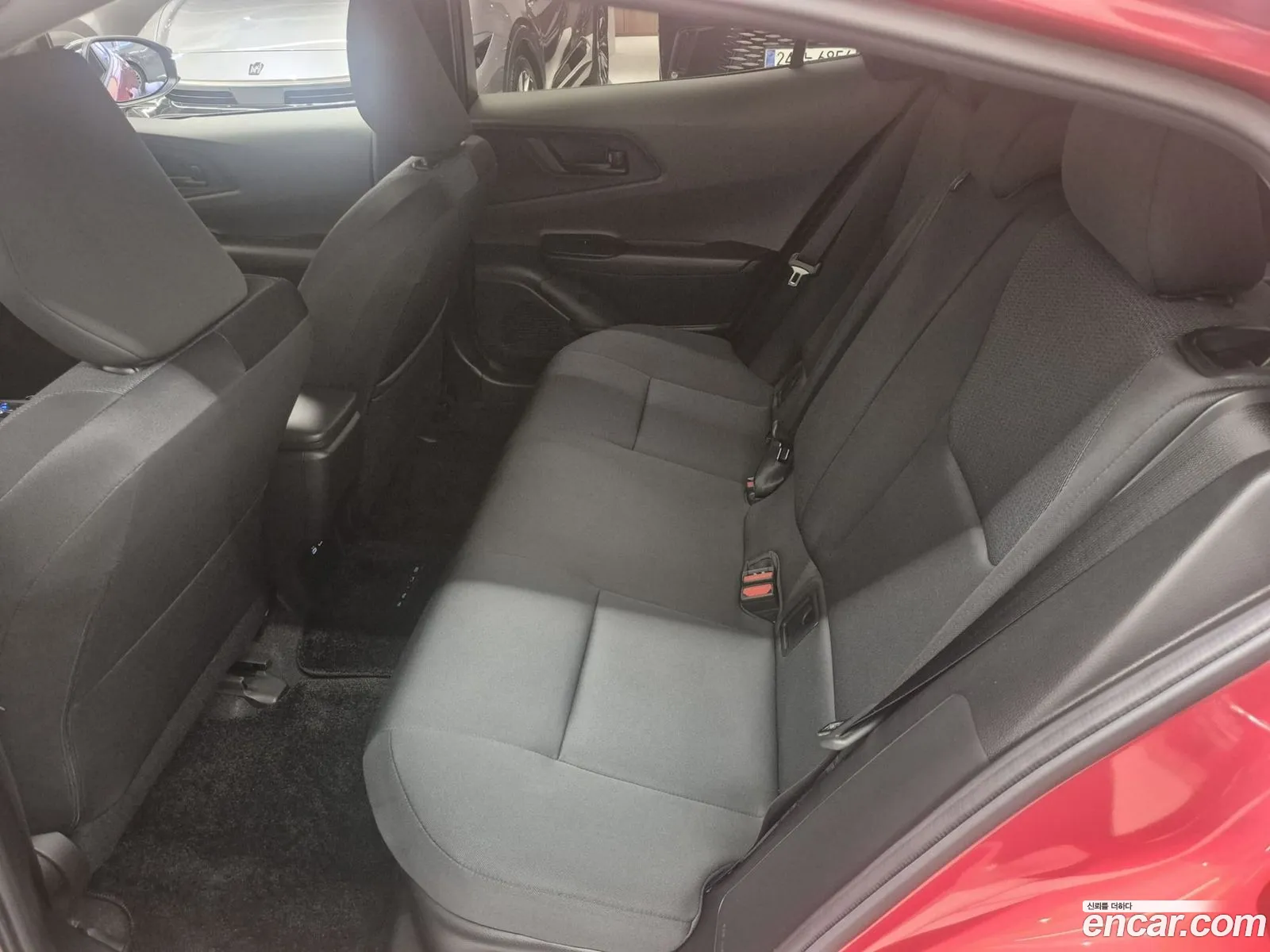 Toyota Prius 2024 — 16
