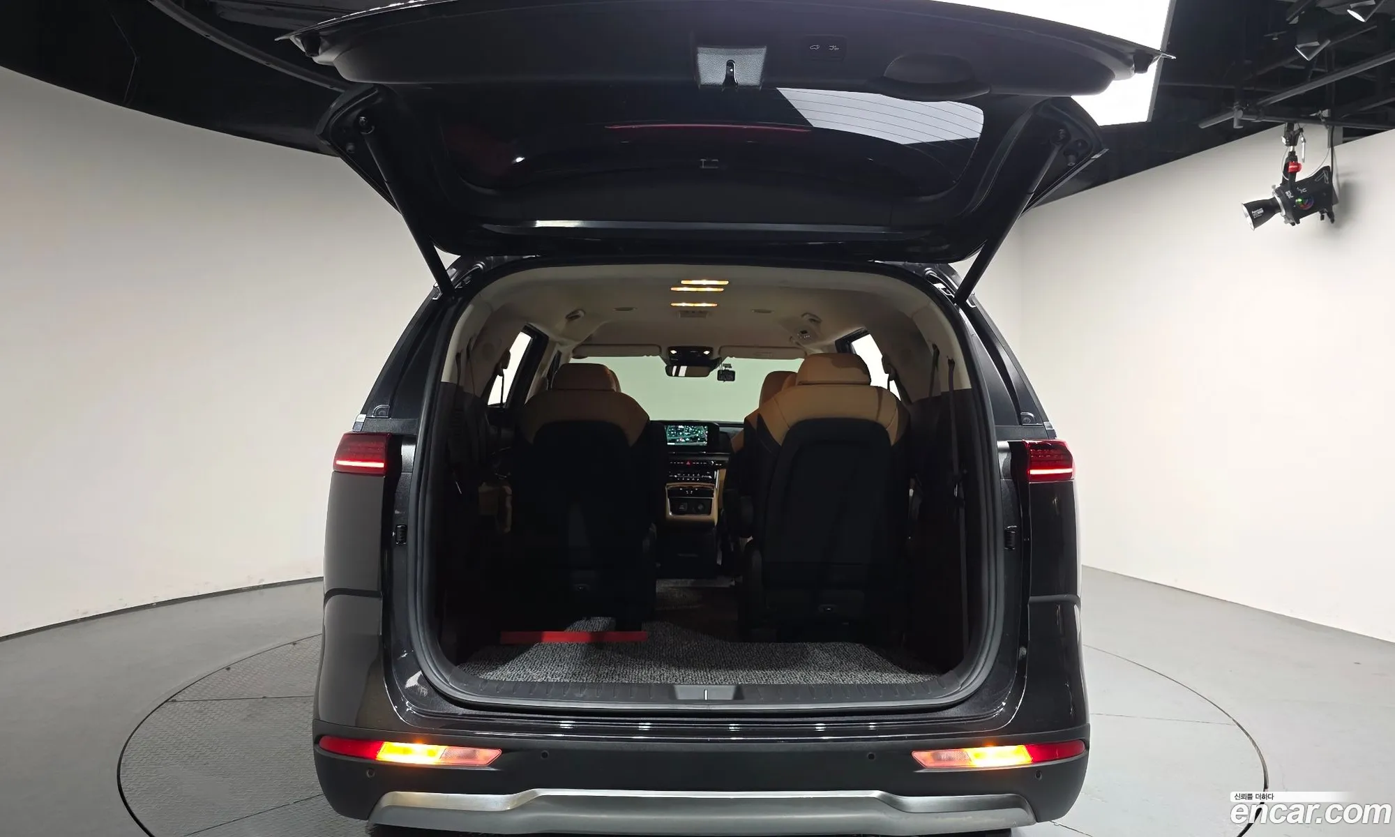 Kia Carnival 2023 KNANE81BBPS302489 — 39