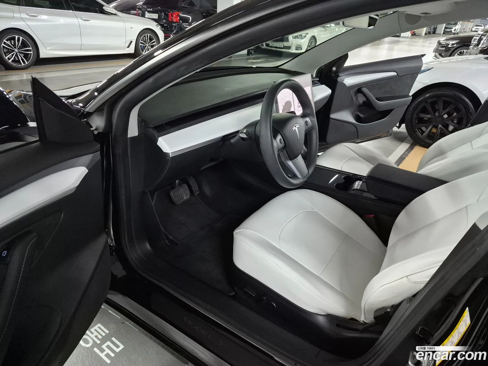 Tesla Model 3 2022 5YJ3E1EB5NF235873 — 34