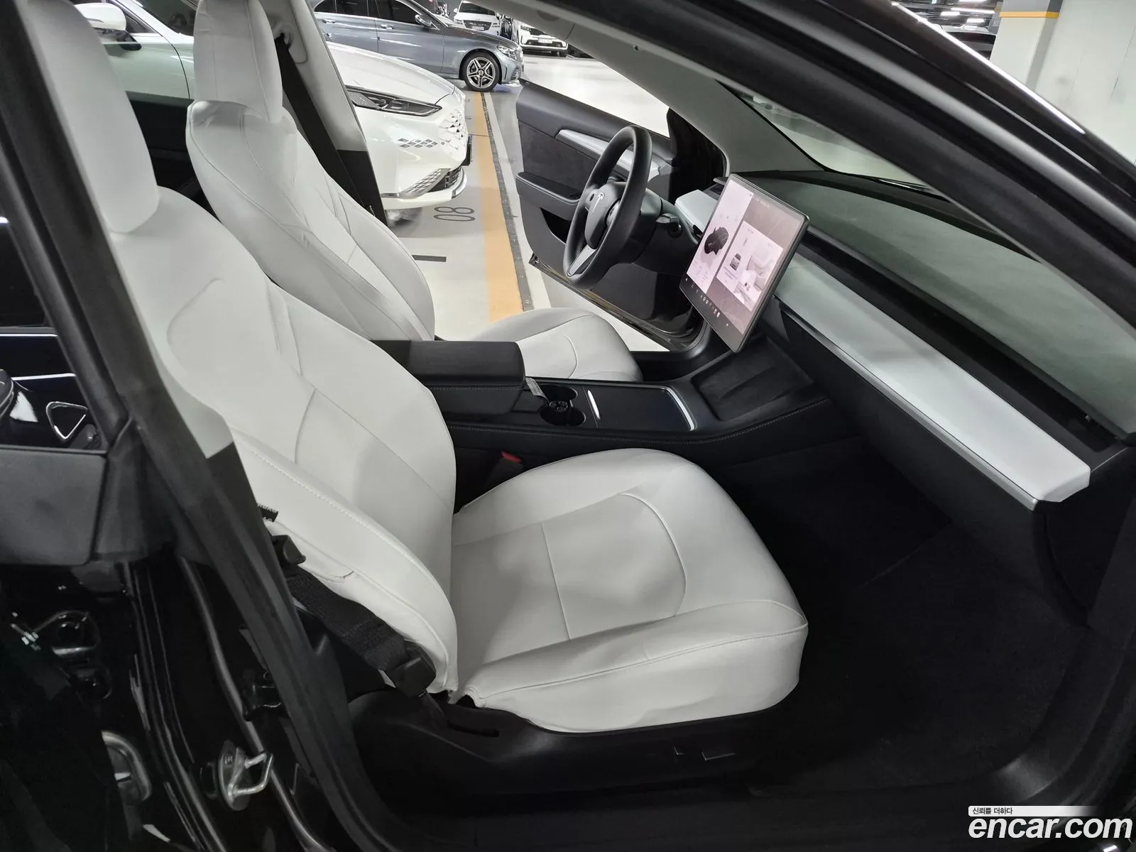 Tesla Model 3 2022 5YJ3E1EB5NF235873 — 37