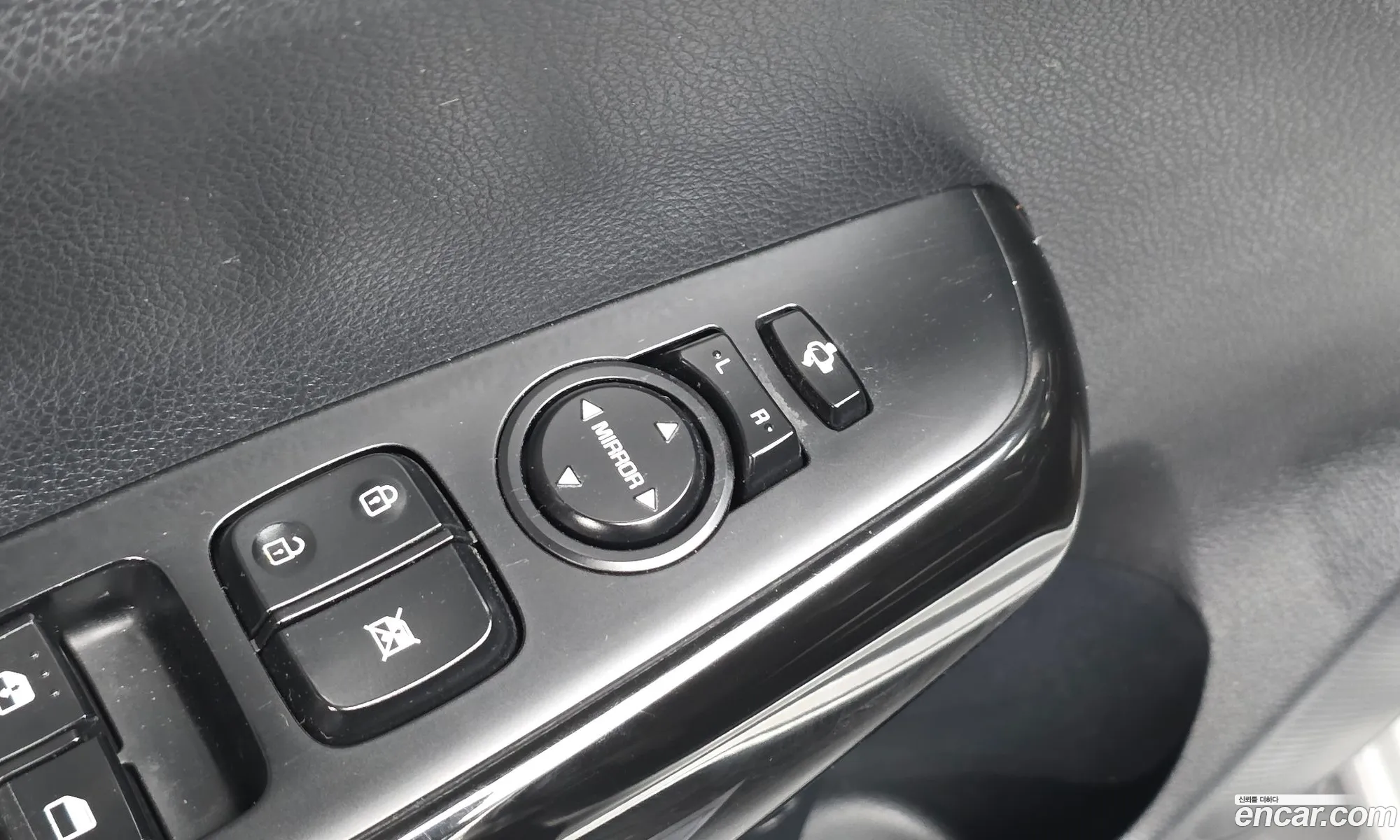 Kia Morning 2017 KNAB3511BHT012131 — 12