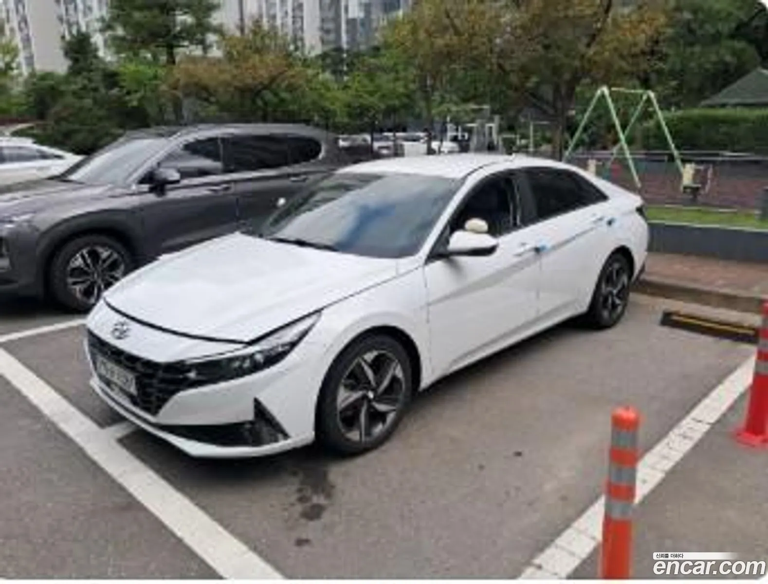 Hyundai Elantra 2022 — 2