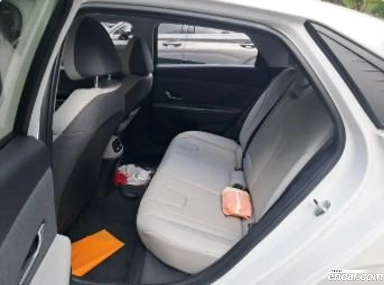 Hyundai Elantra 2022 — 8