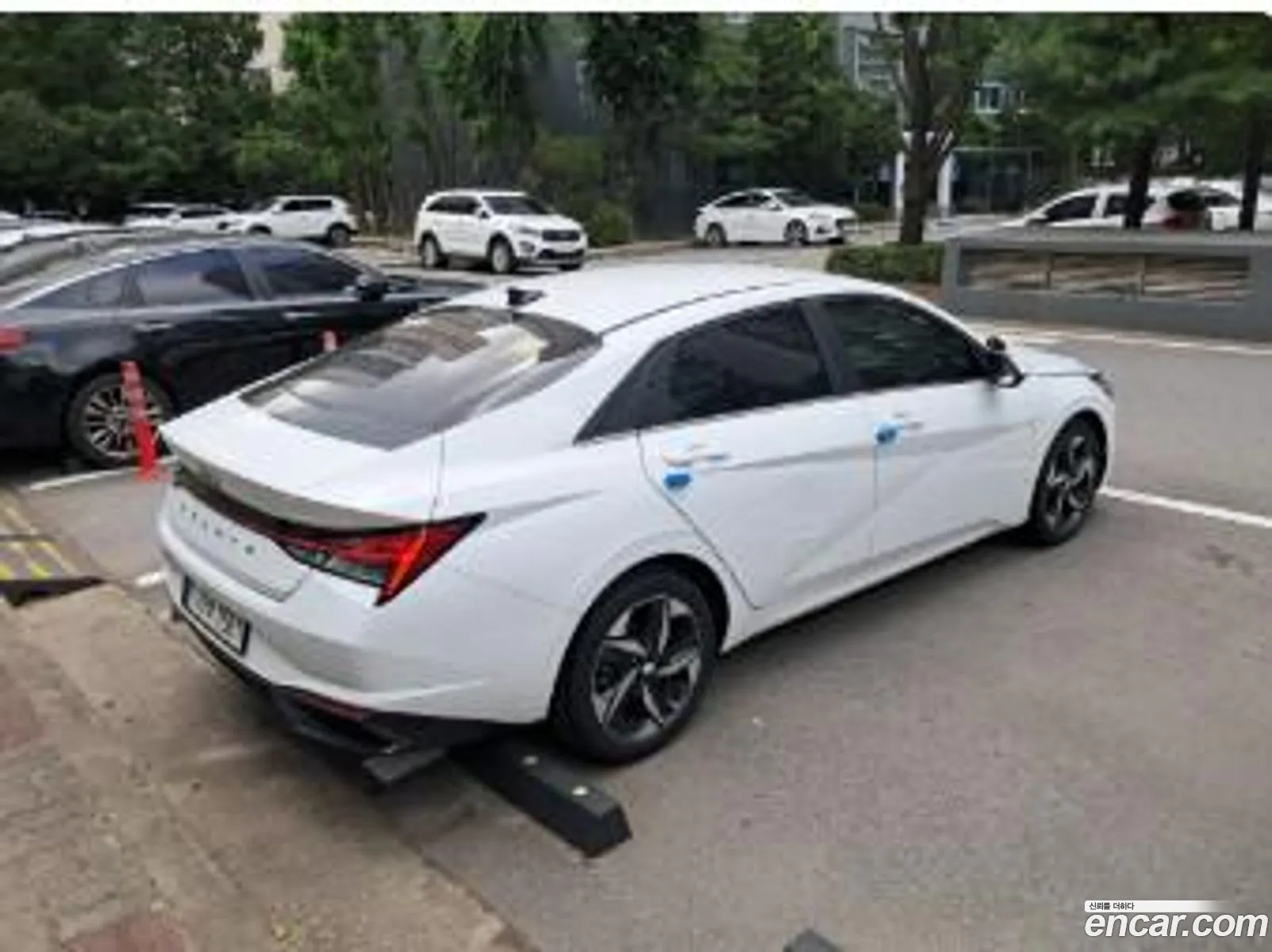 Hyundai Elantra 2022 — 6