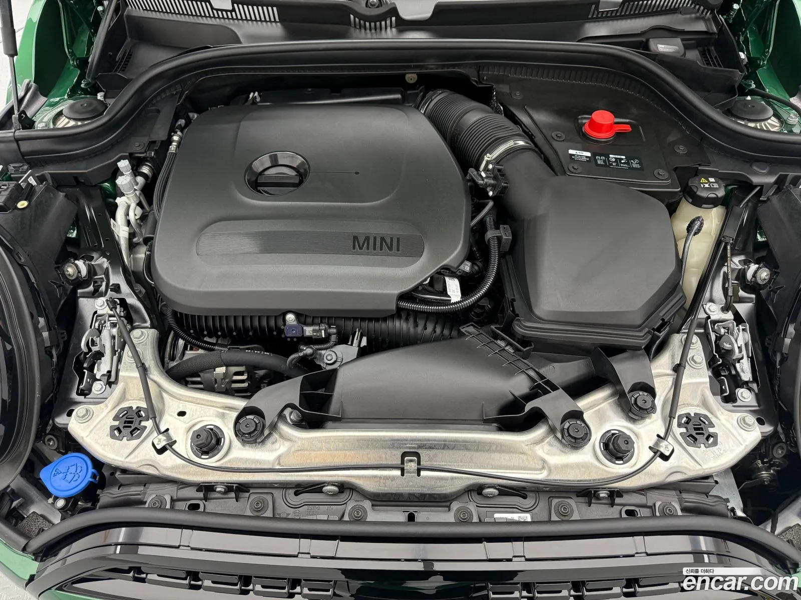 Mini Cooper C 2025 — 4