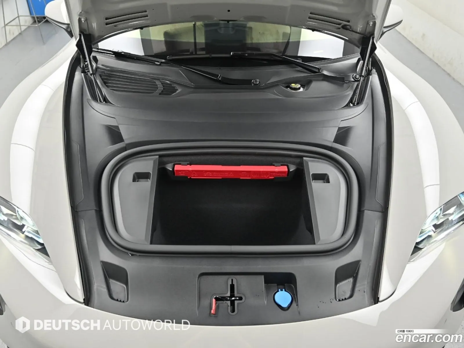 Porsche Taycan 2022 — 9