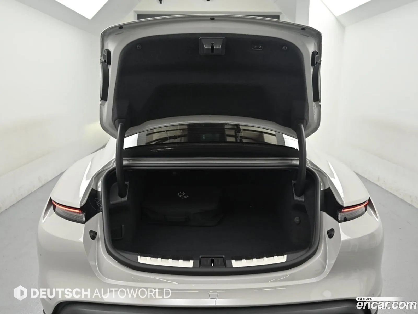 Porsche Taycan 2022 — 15