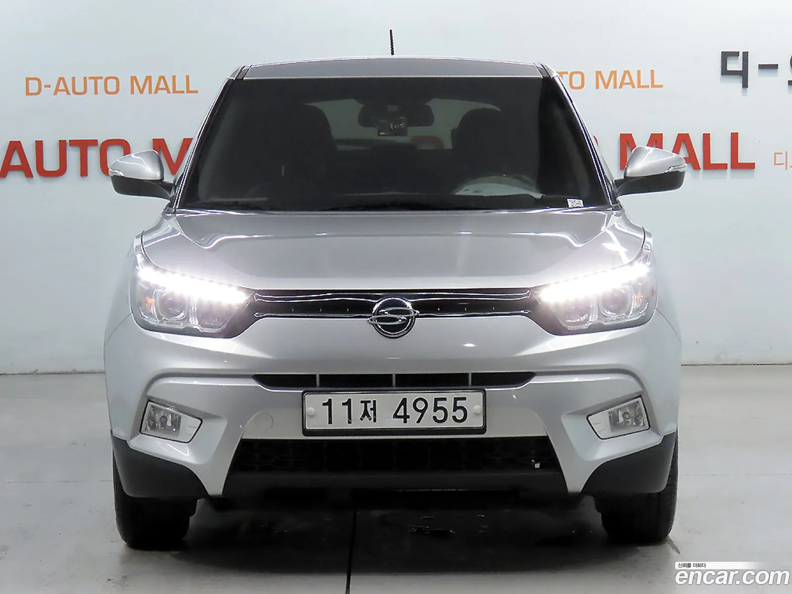 KG Mobility (SsangYong) Tivoli 2015 — 5