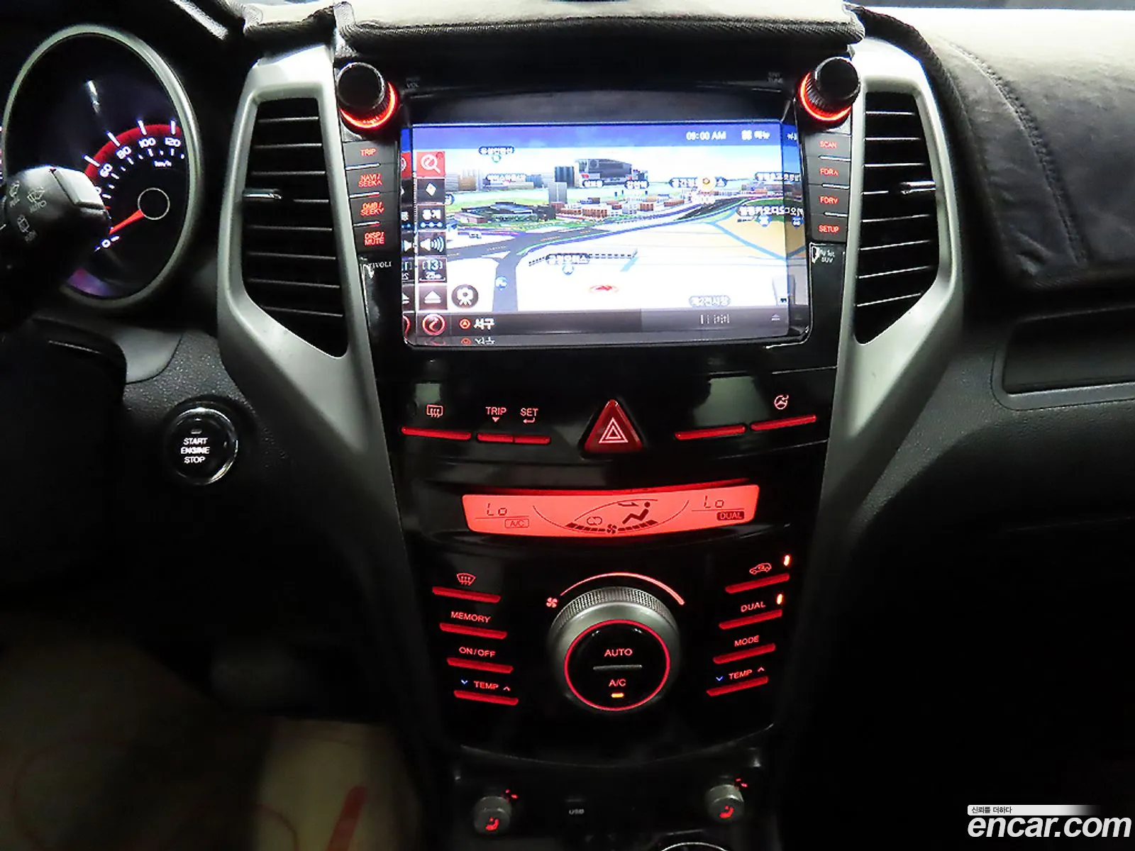 KG Mobility (SsangYong) Tivoli 2015 — 6