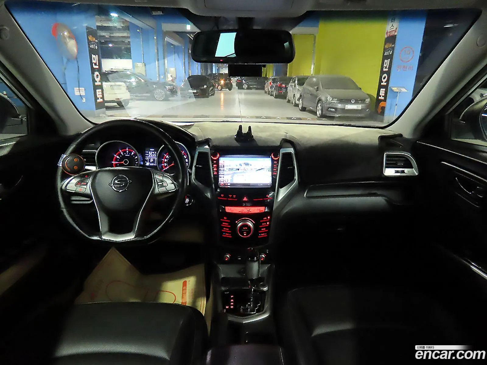 KG Mobility (SsangYong) Tivoli 2015 — 15